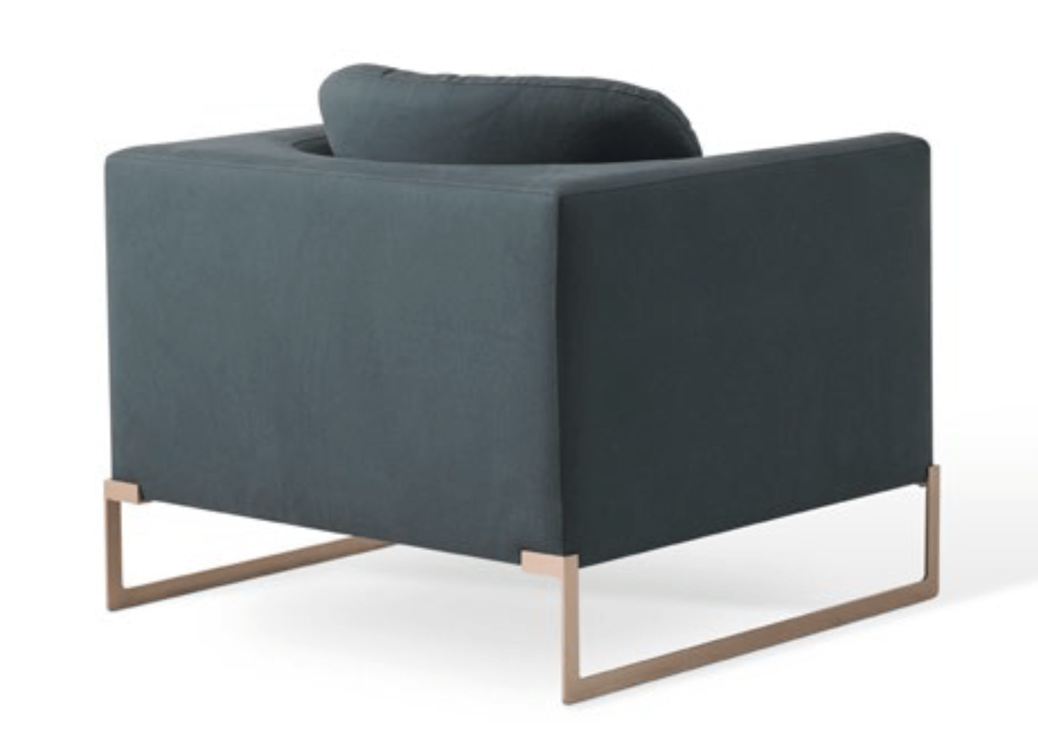 Poltrona Miranda: toque de modernidade com sua forma angular e estética contemporânea