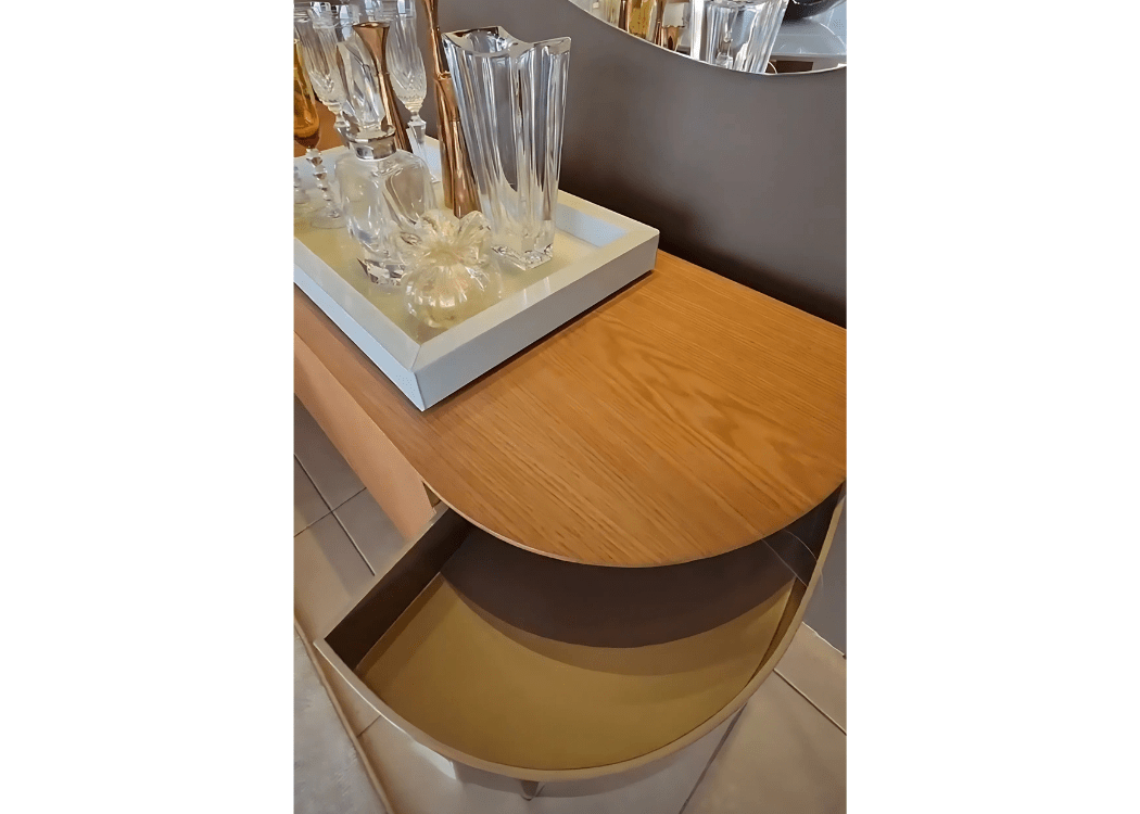 Detalhe da bandeja do Buffet Lisias.