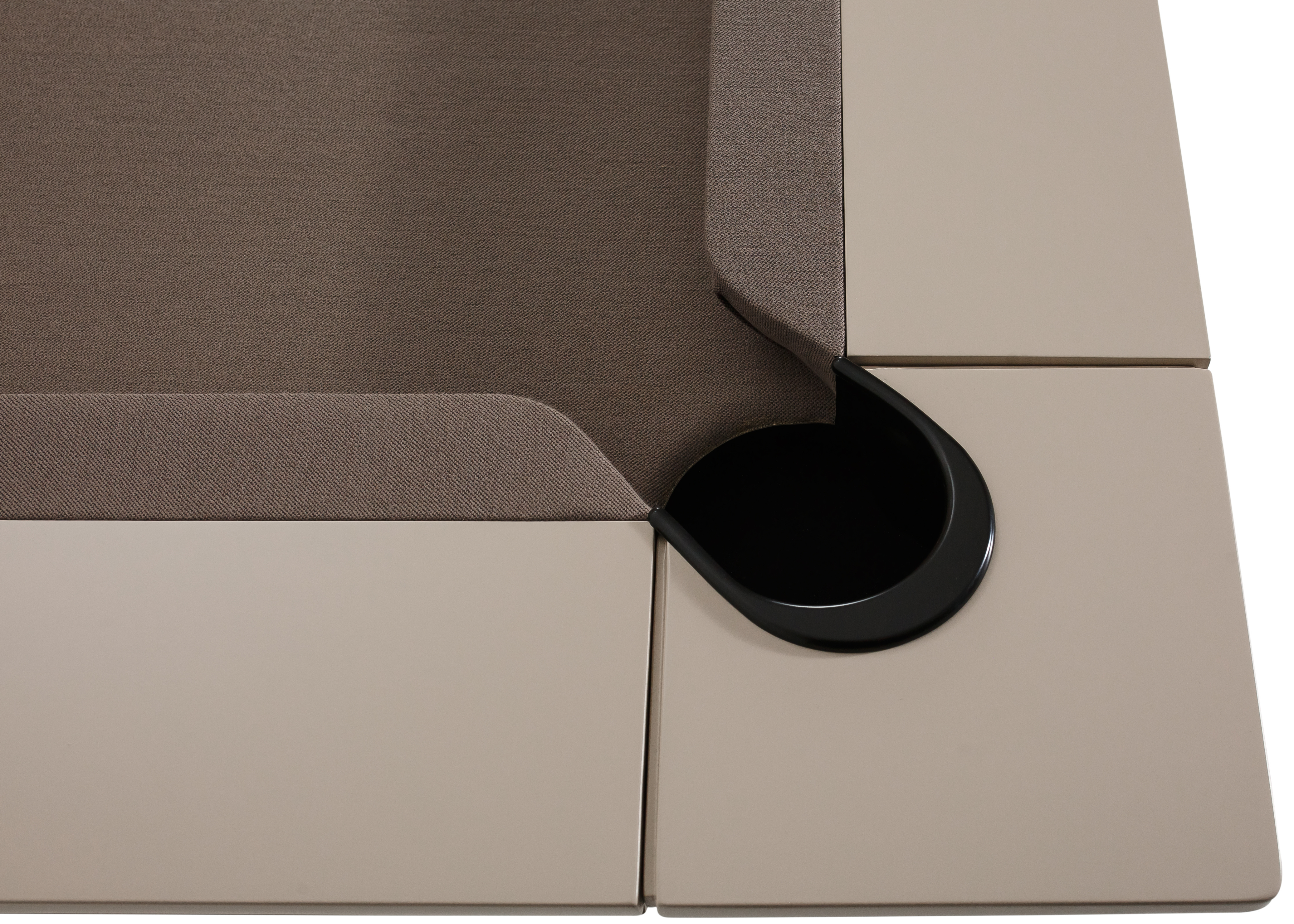 Mesa Sinuca Duo: onde o design encontra o jogo.