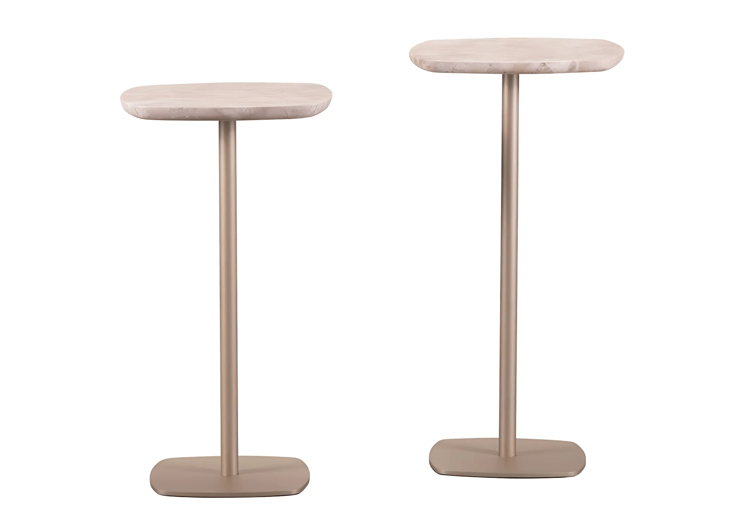 Mesa de apoio Luidy com tampo em mármore travertino e base em aço carbono.