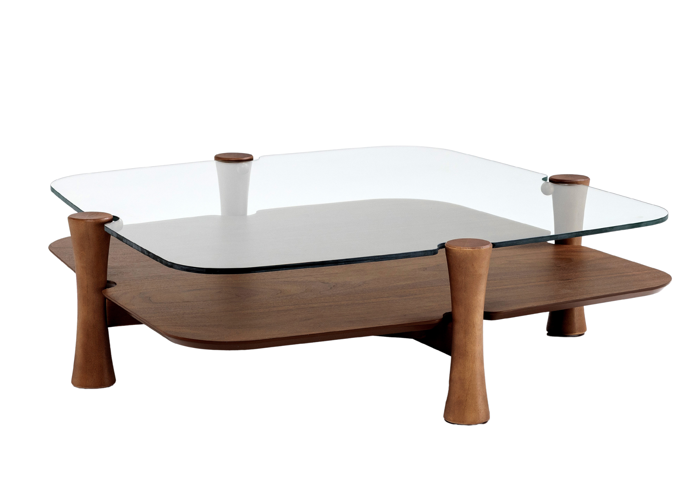 Mesa de Centro Livia com tampo em vidro incolor e base em lâmina de madeira, design contemporâneo e sofisticado.