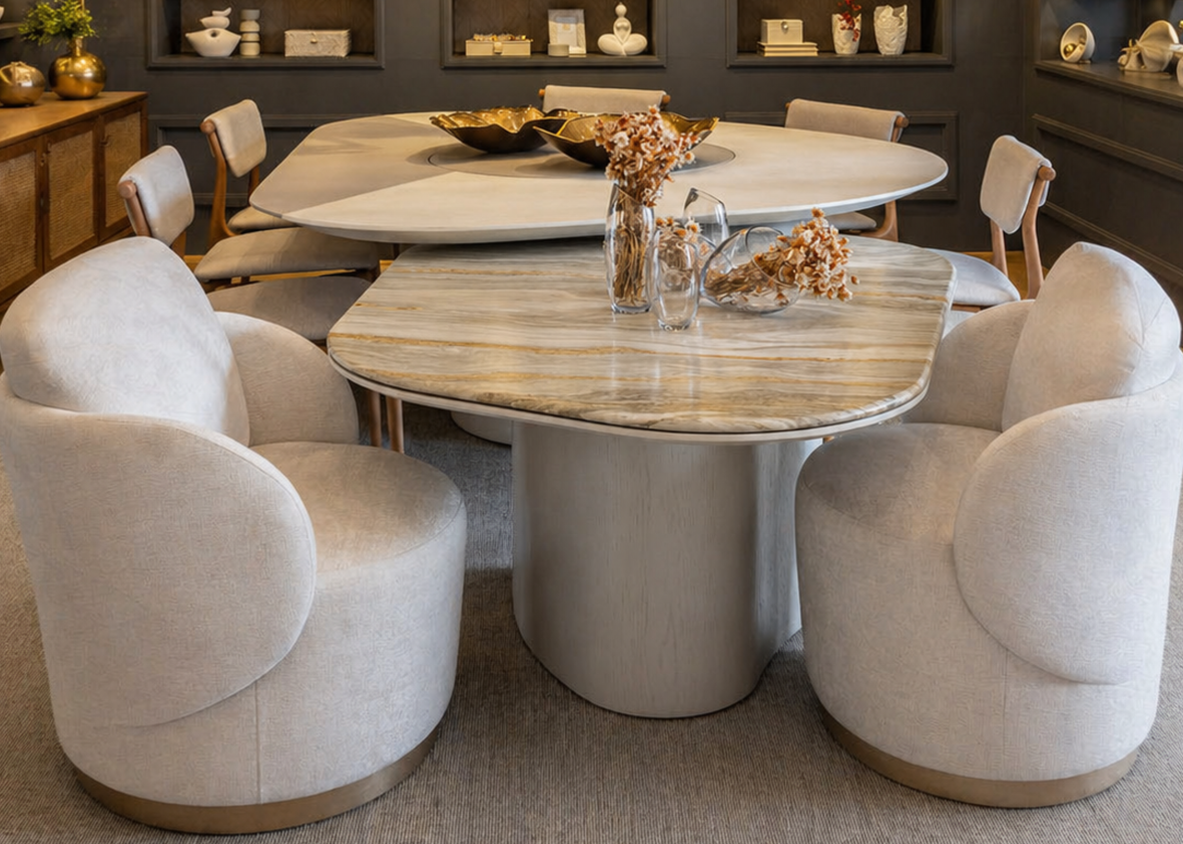 Mesa de Conversão Orgânica Glen com design harmonioso e visual marcante para espaços refinados e acolhedores.