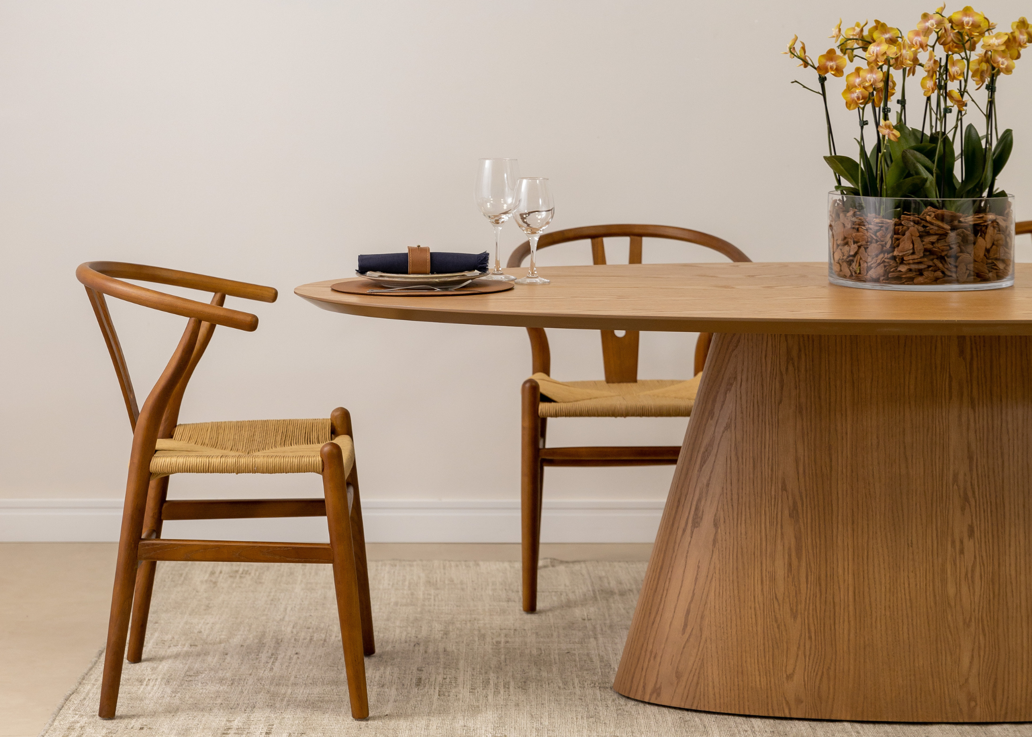 Detalhes da Mesa de jantar Lili.