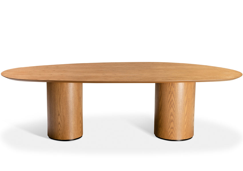 Mesa de Jantar Astrid em ambiente contemporâneo.