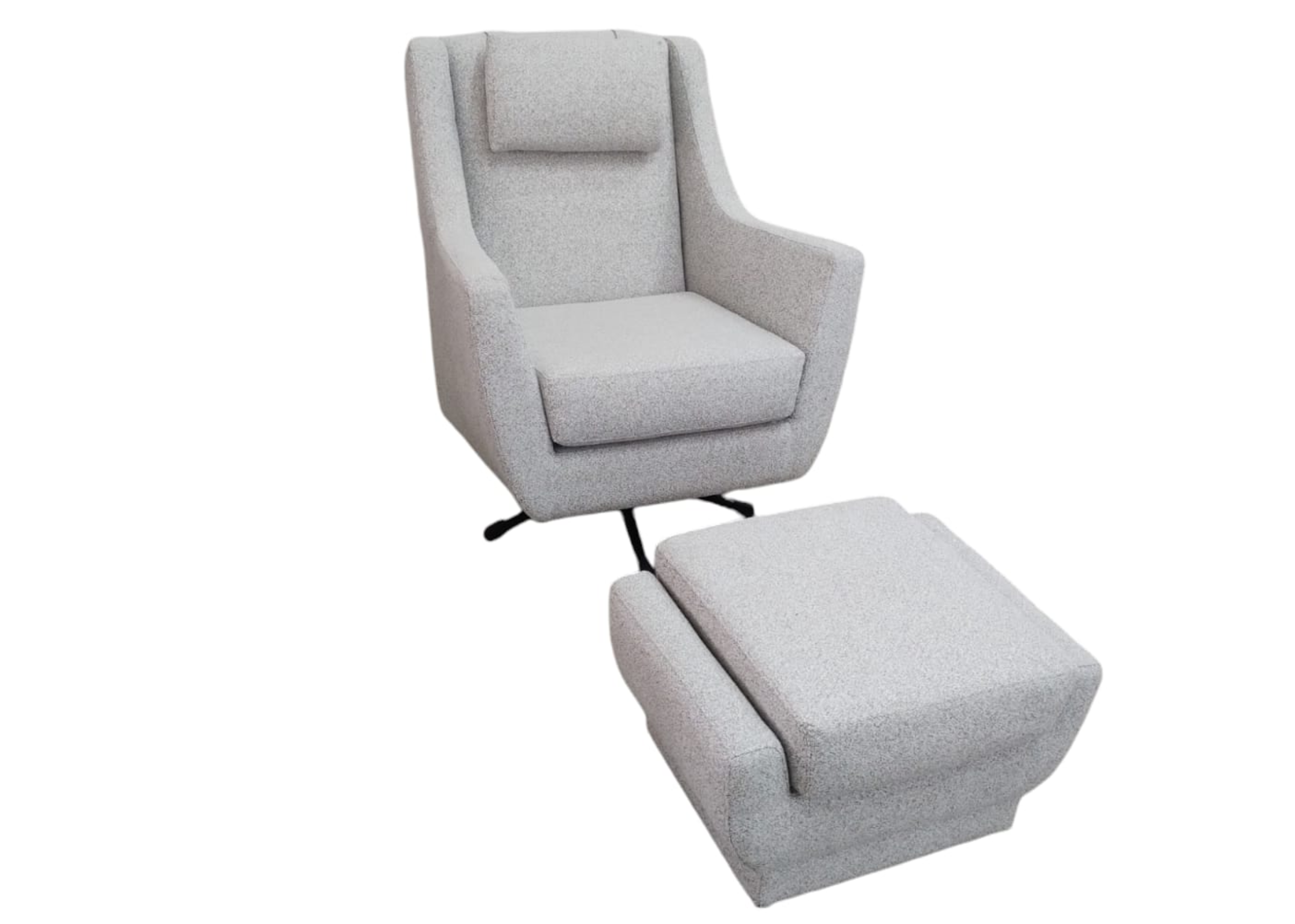 Poltrona giratória James com base com balanço e encosto alto, design moderno para salas elegantes e confortáveis.