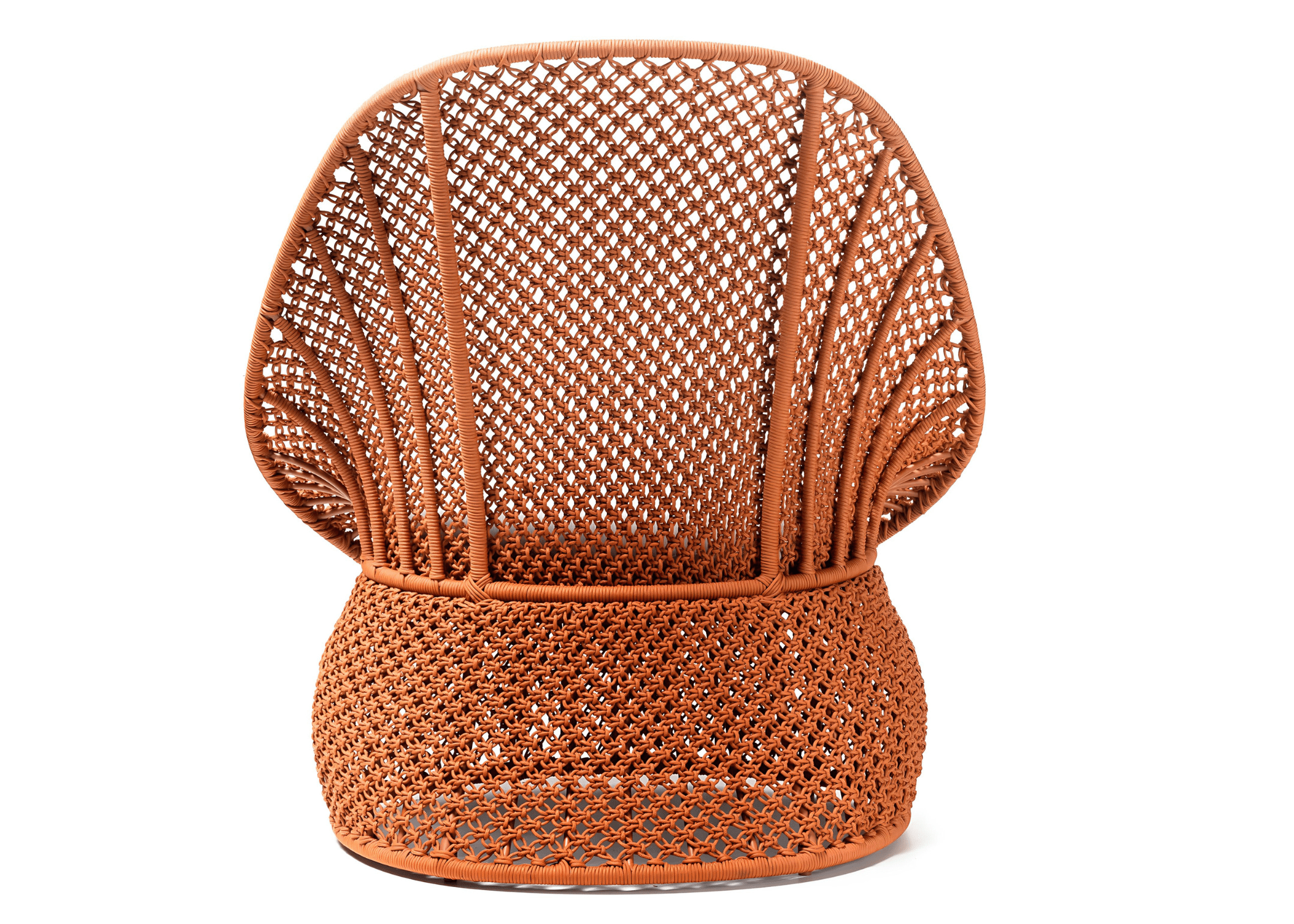 Poltrona Relax em destaque, o complemento ideal para o conforto ao ar livre.