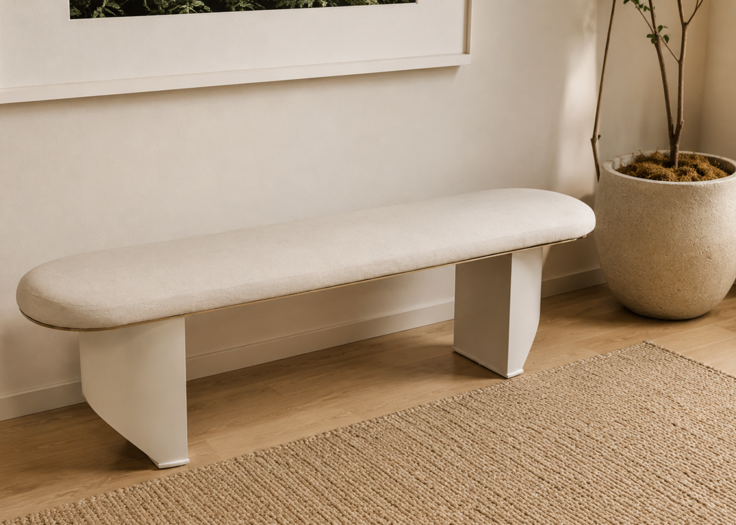 Recamier Belluno estofado com espuma D28, design contemporâneo e formas arredondadas para quartos elegantes.