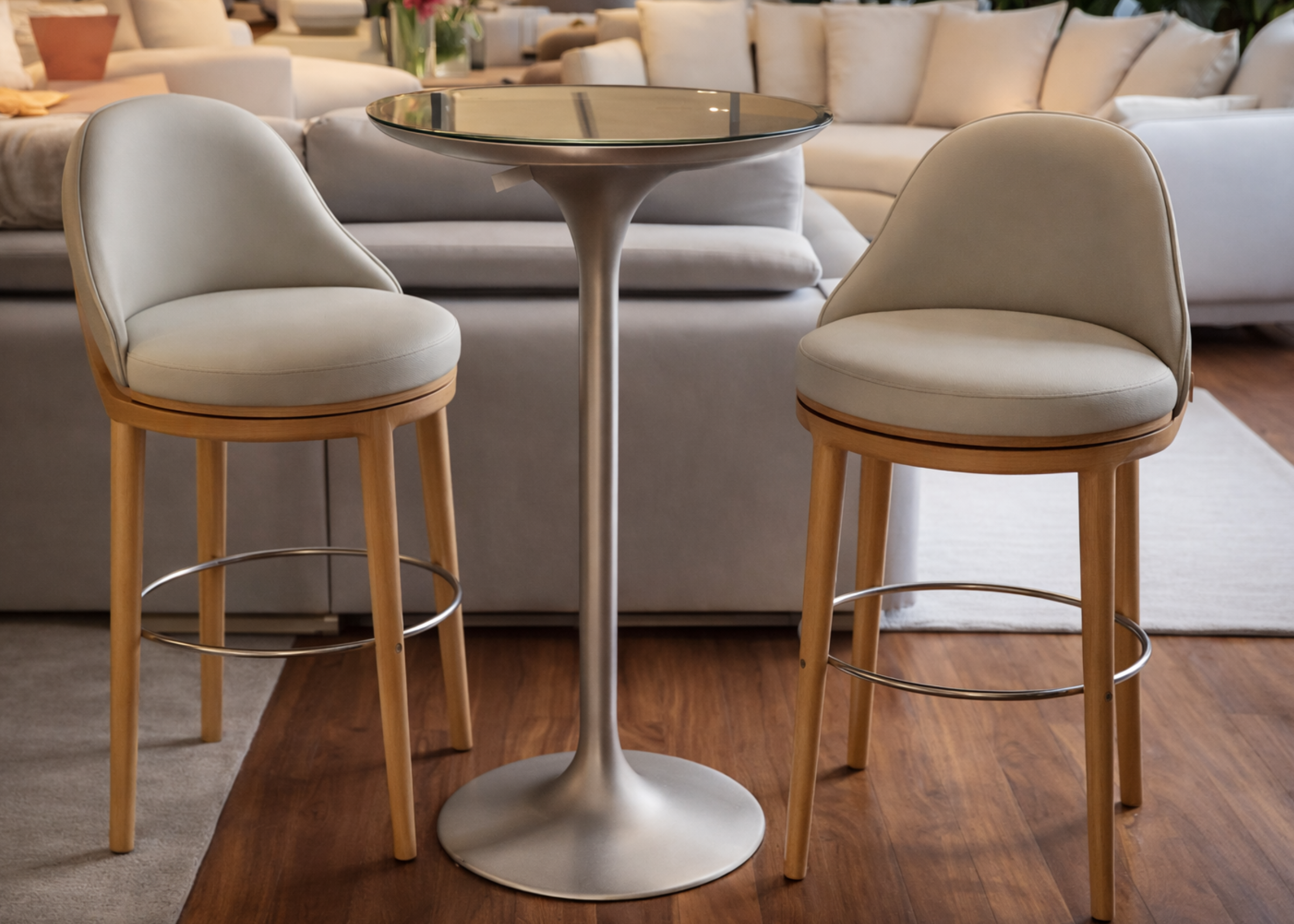 Banqueta giratória Aveline I em ambiente moderno com design exclusivo e confortável, ideal para compor espaços elegantes e sofisticados.