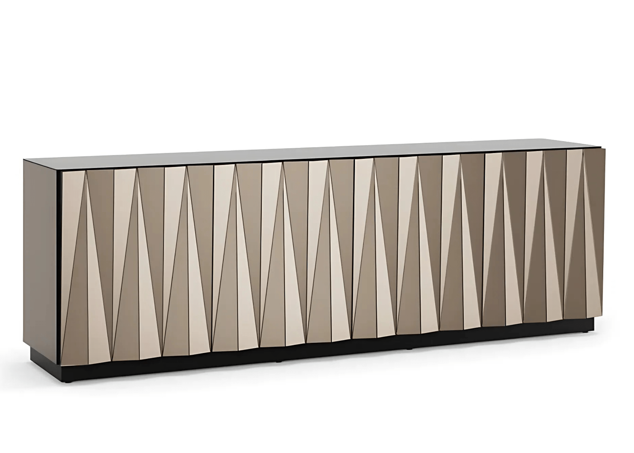 Buffet Ophelia espelhado com design elegante que valoriza a sofisticação do ambiente.