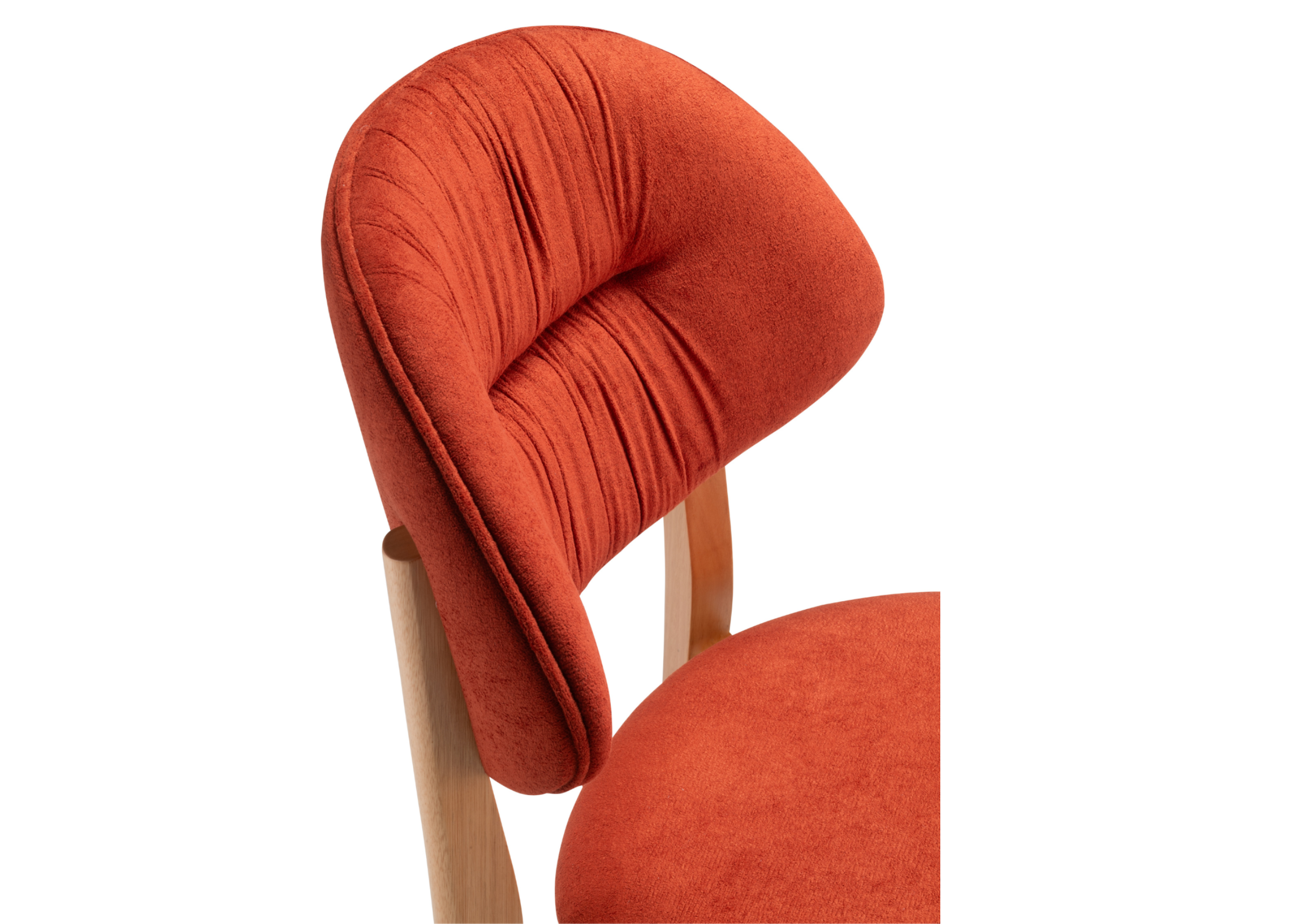 Detalhe da Cadeira Foz mostrando o design elegante e materiais de alta qualidade.