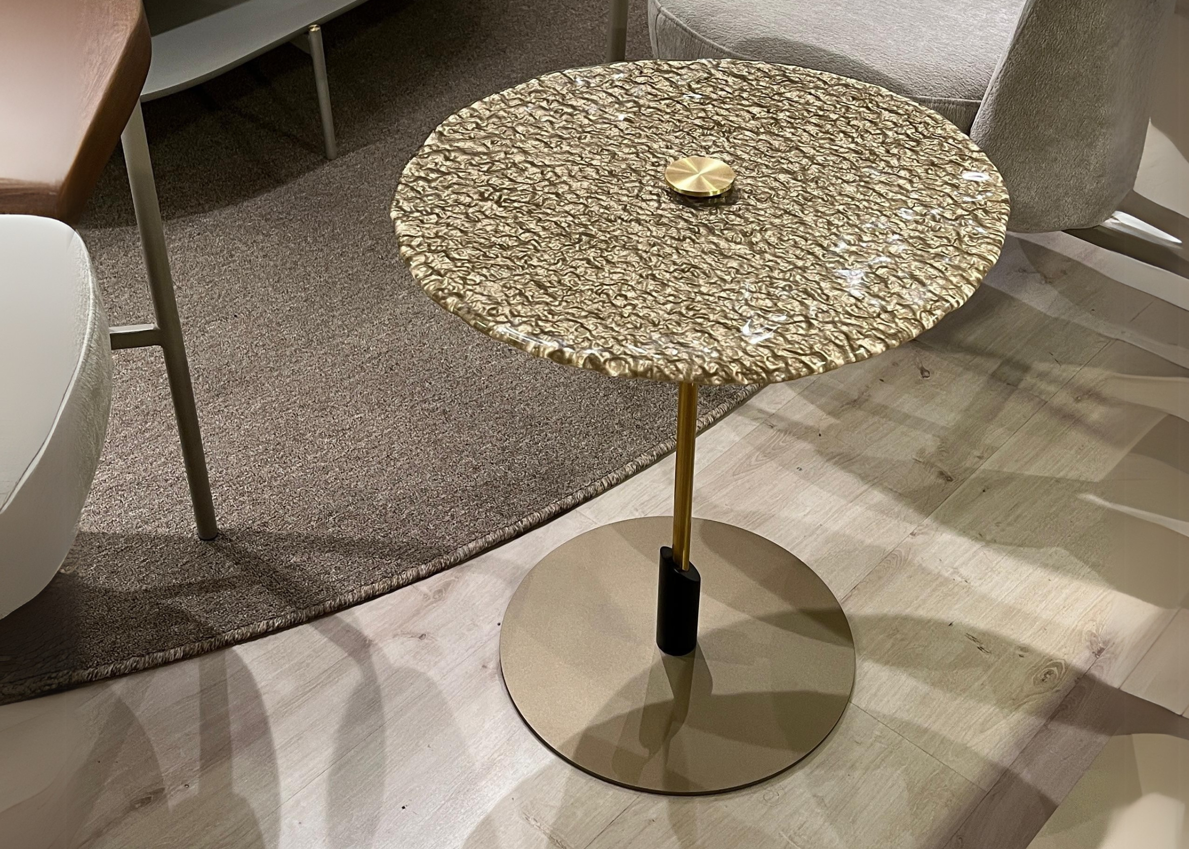Mesa de Apoio Dante