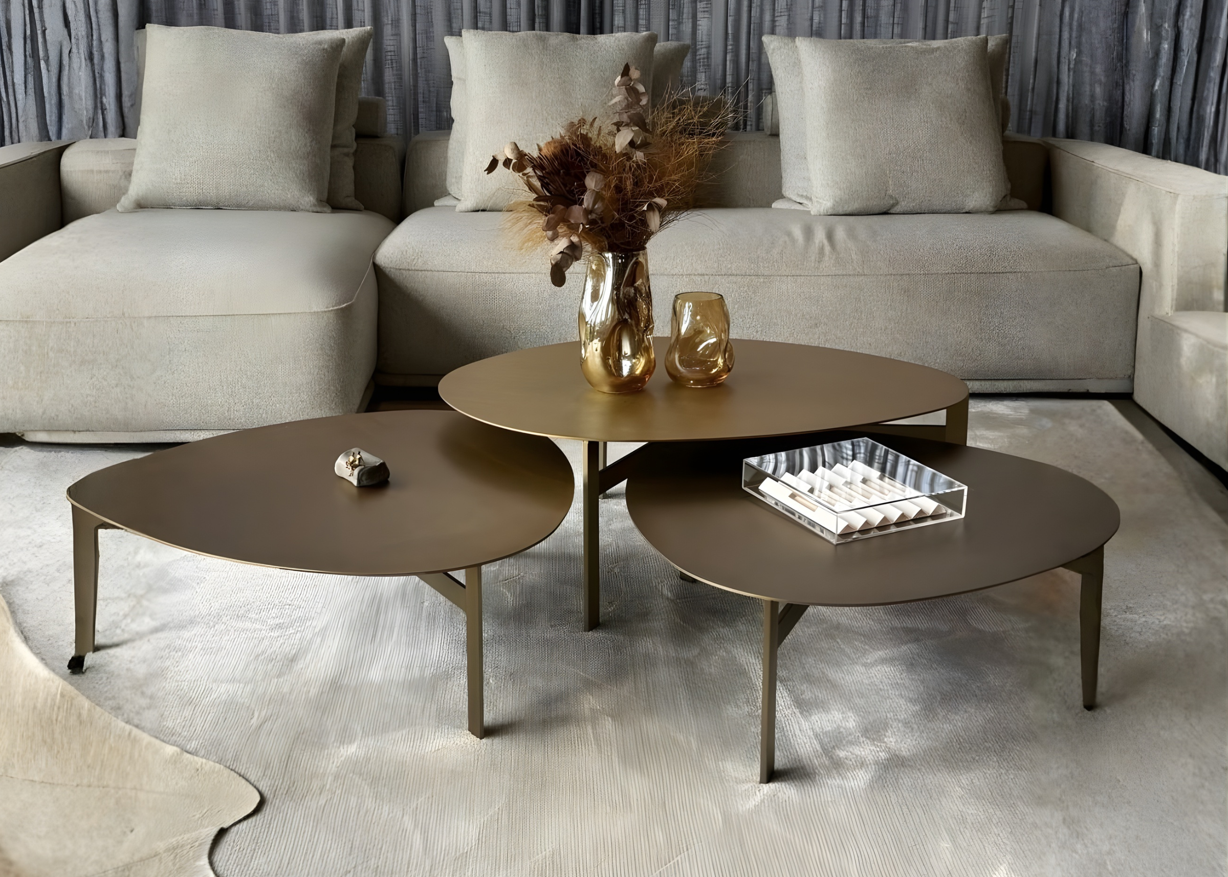 Mesa de centro Infinity moderna e luxuosa, ideal para sala de estar diferenciada com design sofisticado e contemporâneo.