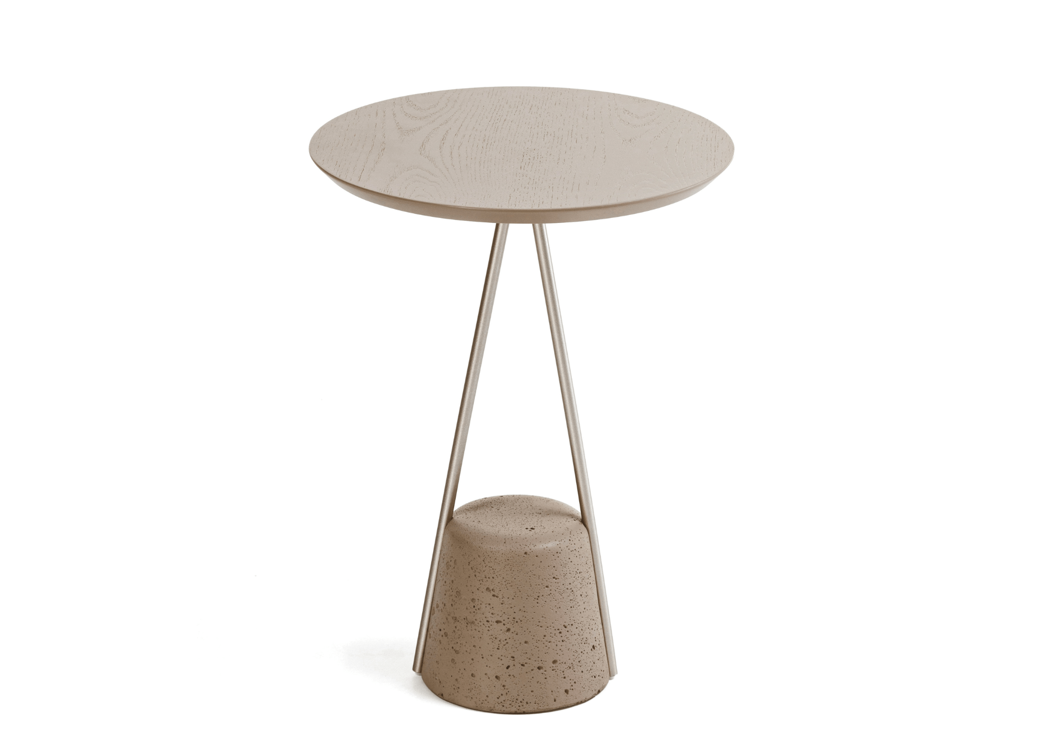 Mesa lateral Lola em destaque isolado com base de concreto e estrutura metálica, unindo estilo industrial e sofisticação para interiores de alto padrão.