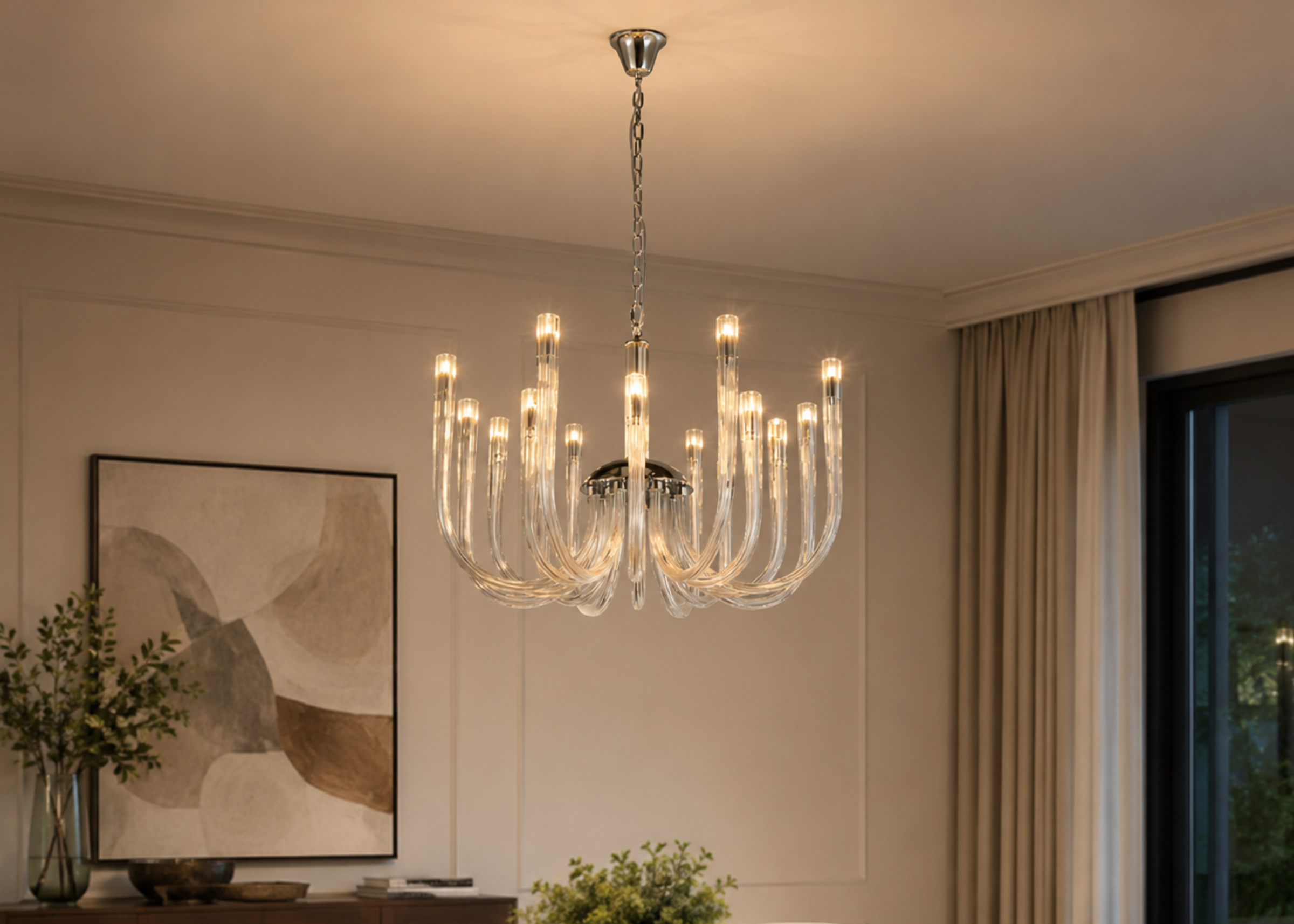 Pendente modelo 5151 com estrutura em metal cromado e braços em vidro translúcido, ideal para compor ambientes contemporâneos e refinados.