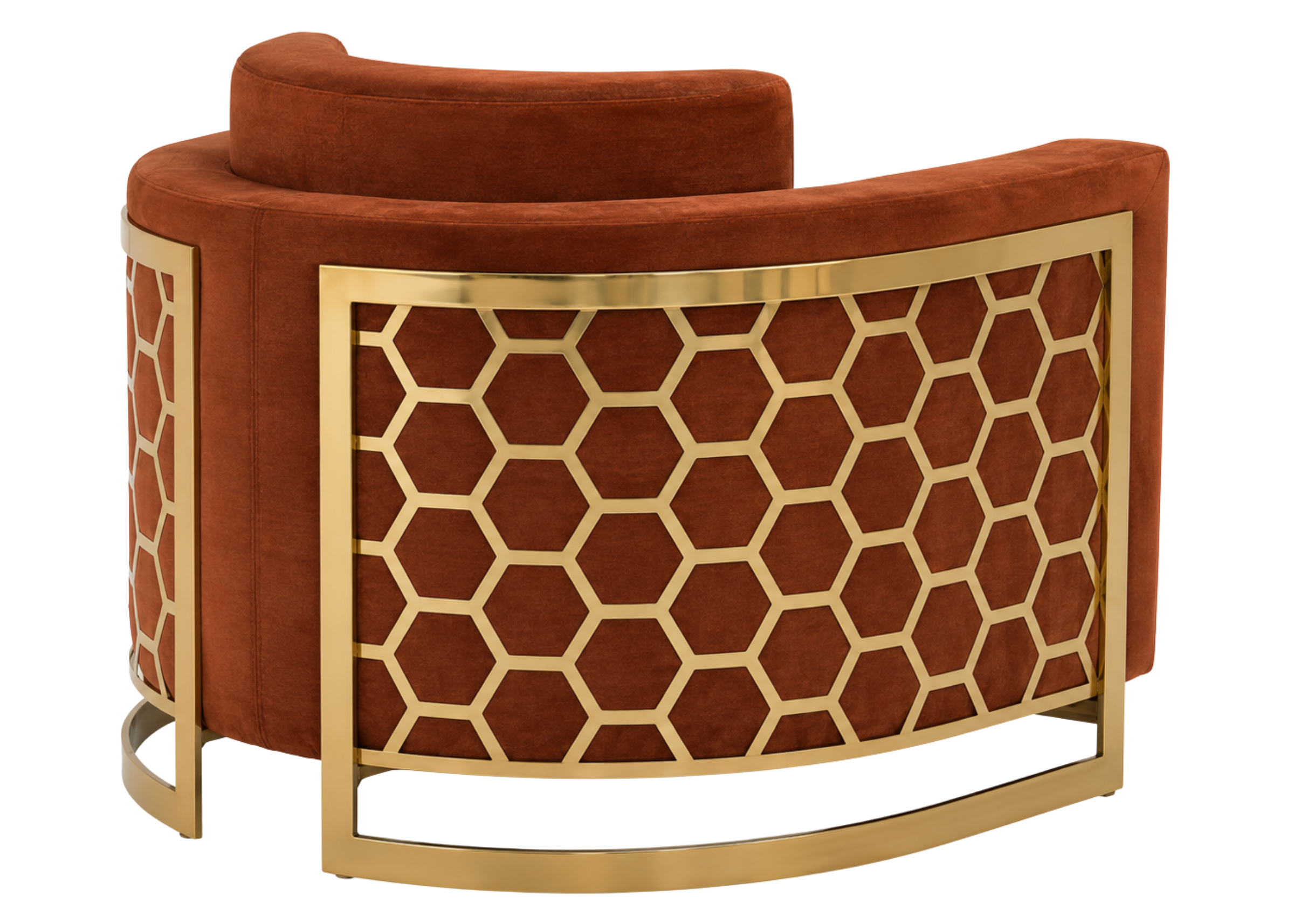 Poltrona Européia Supreme com estofado terracota e estrutura em aço inox dourado, peça refinada para decoração de interiores.