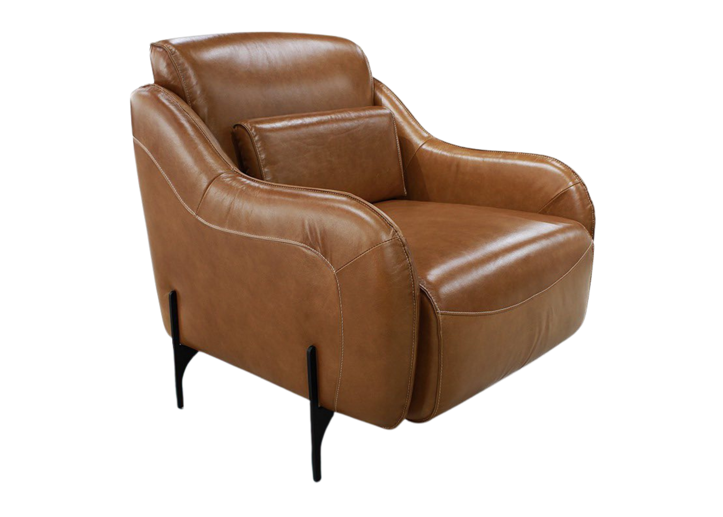 Poltrona moderna em couro natural marrom com pés em ferro modelo Bellamare, apresentada em fundo neutro.