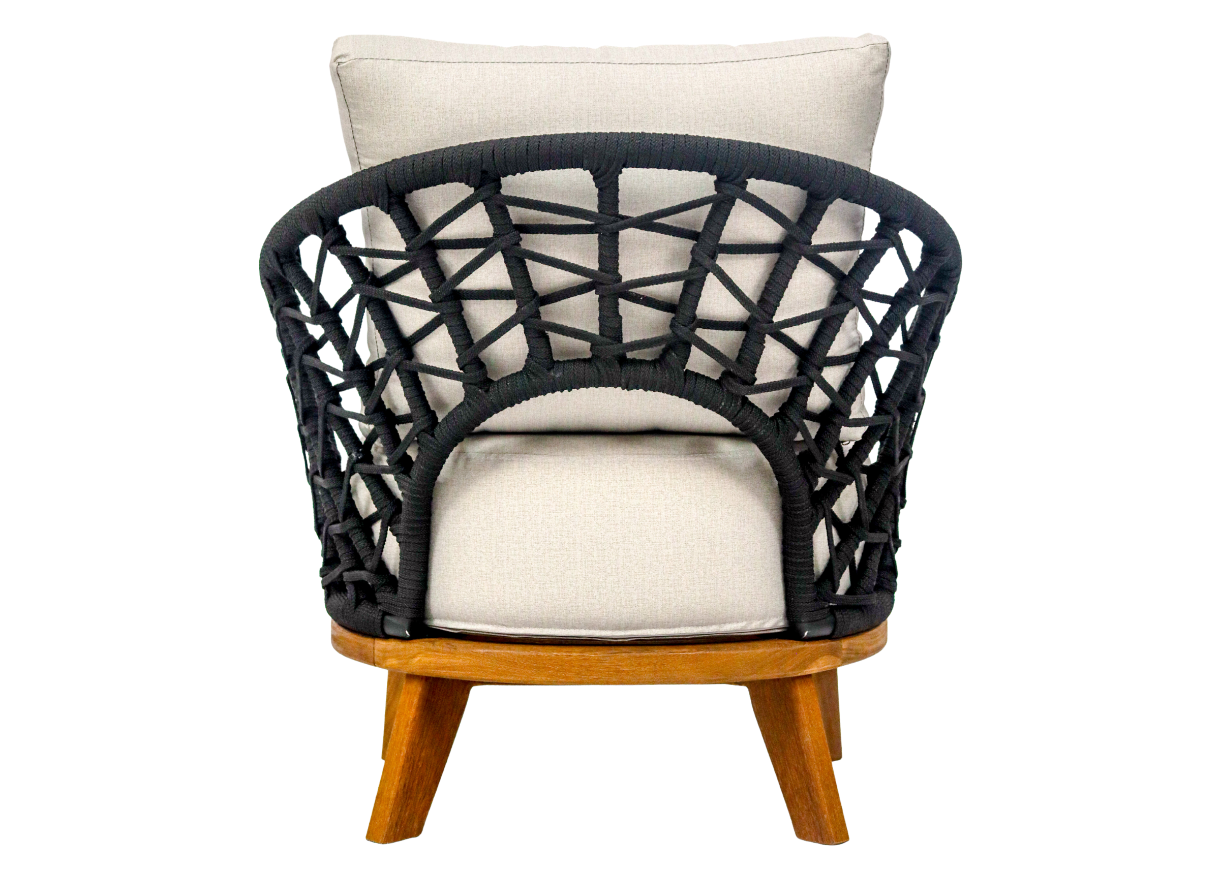 Poltrona Ventania para área externa em corda náutica com estrutura em alumínio. Móvel para ambientes externos.