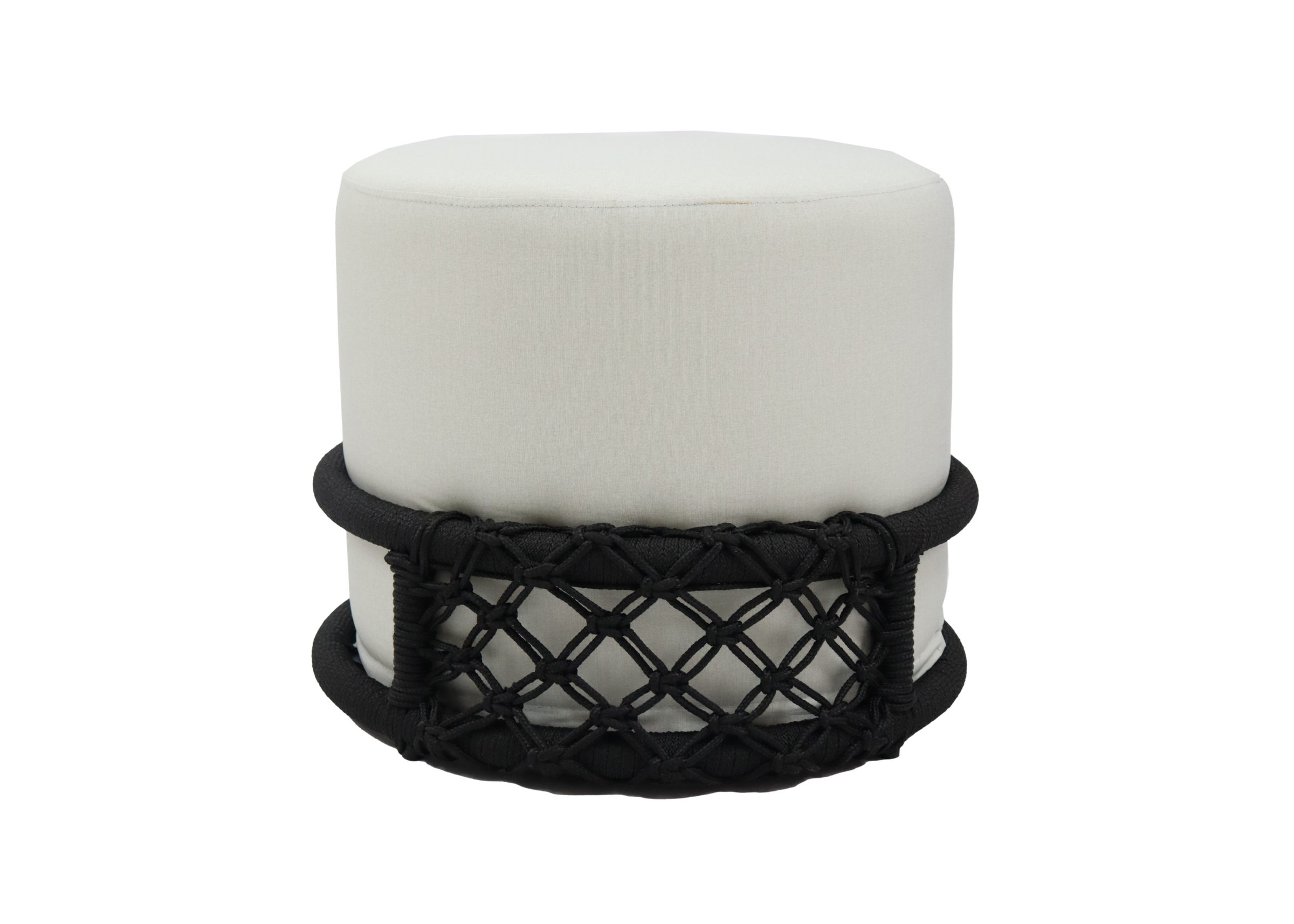 Puff modelo Concha em corda náutica para área externa. Móvel para uso externo.