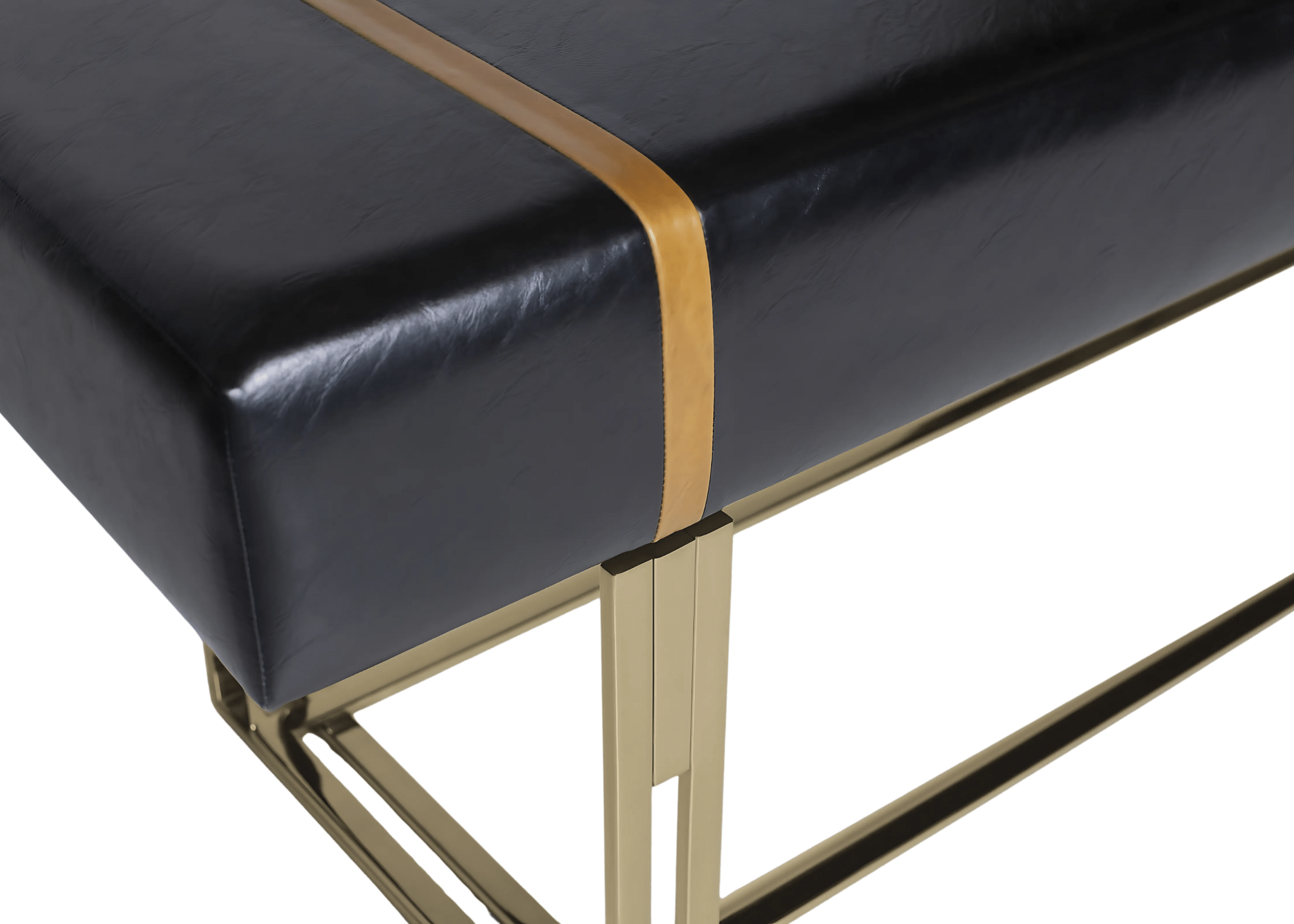 Estrutura em aço inox dourado do recamier Martim com design geométrico e acabamento refinado.