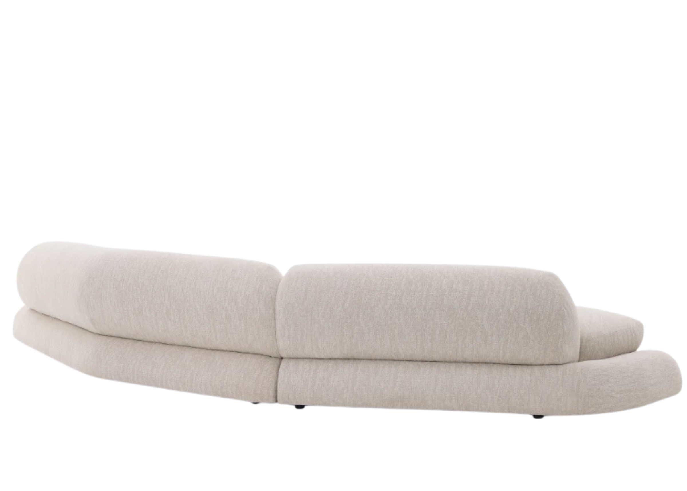 Sofá curvo Arko com destaque para os detalhes das costas, apresentando design moderno e sofisticado, ideal para compor ambientes elegantes e contemporâneos.