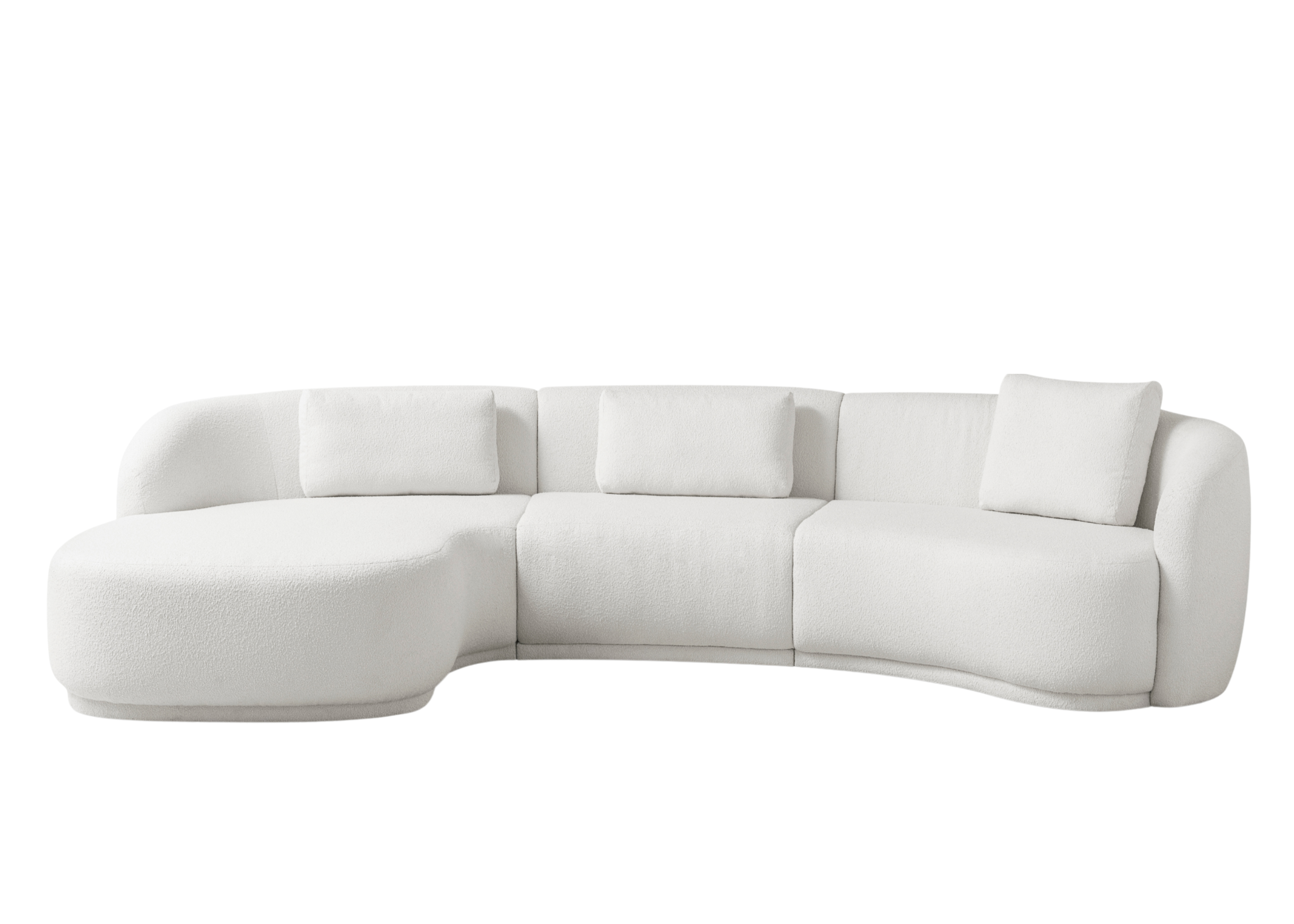 Sofá Bia com design curvo e elegante, revestido em tecido claro, vista frontal sobre fundo neutro. Móvel sofisticado ideal para salas de estar contemporâneas ou ambientes de alto padrão.