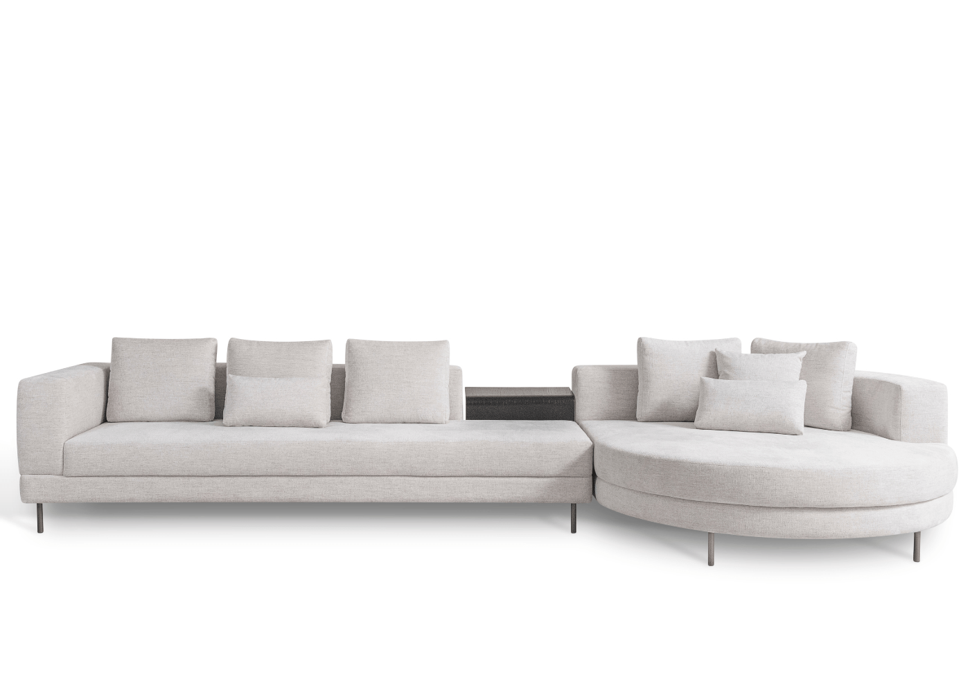 Sofá com chaise Omar combinação perfeita de elegância e relaxamento.