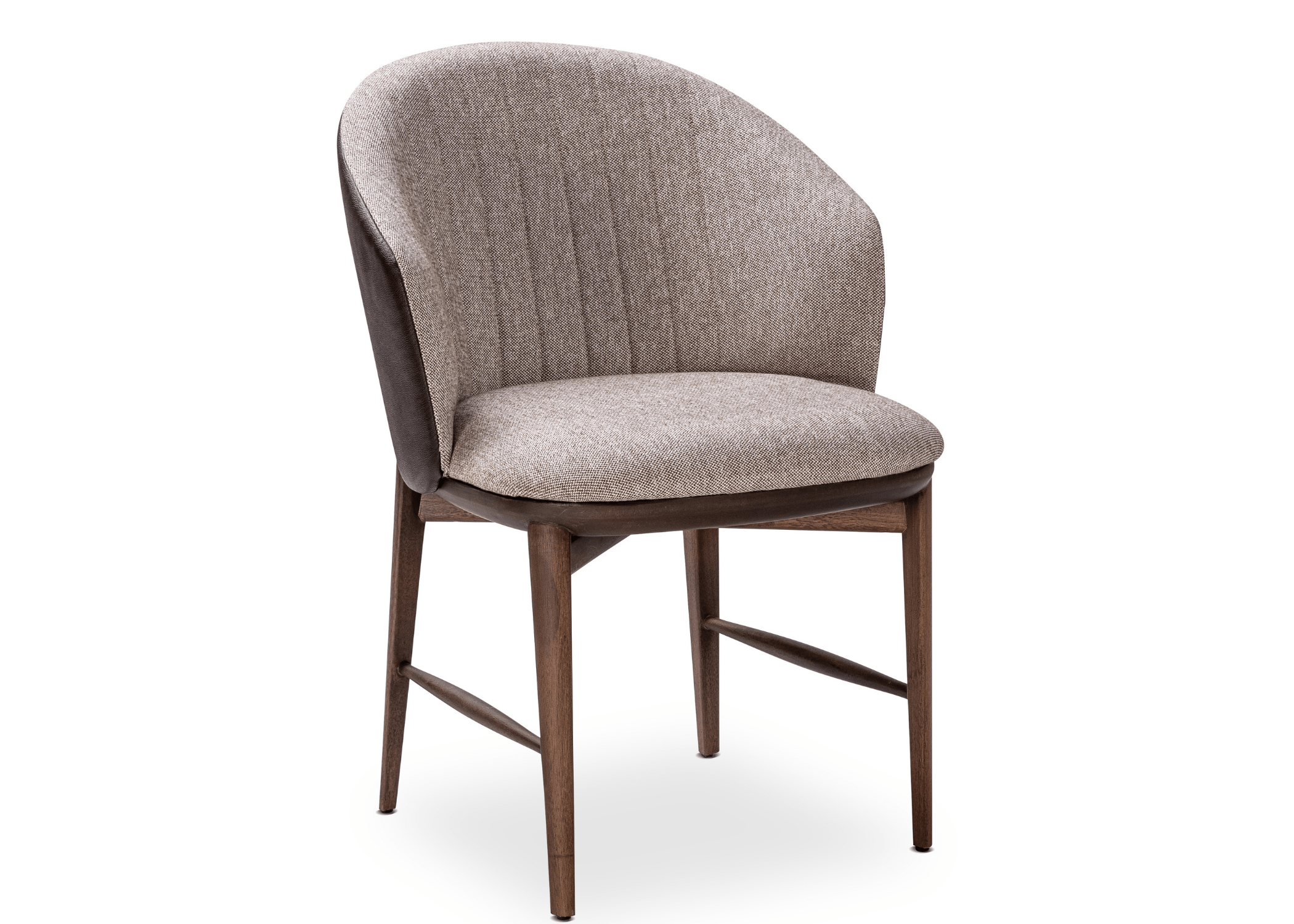Contraste de cores: Cadeira Charlie personalizada com tonalidades vibrantes para um visual ousado.