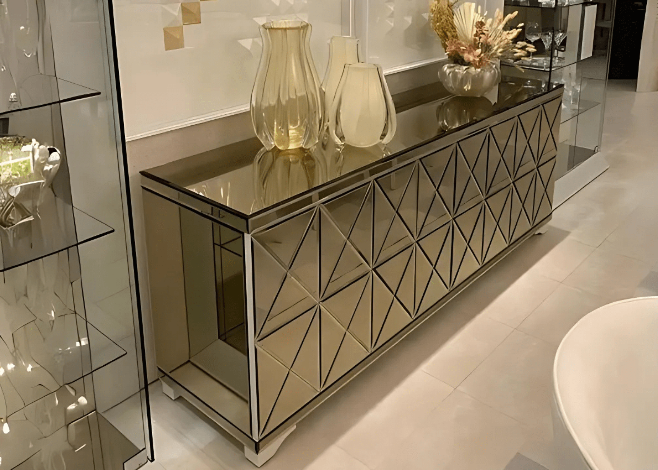 Buffet Opulence: Formas contemporâneas para um toque de requinte.