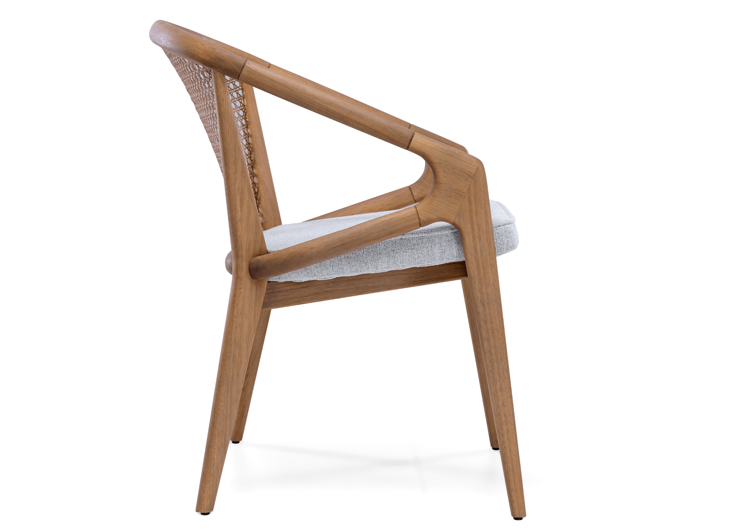 Design elegante da Cadeira Lila para salas de jantar