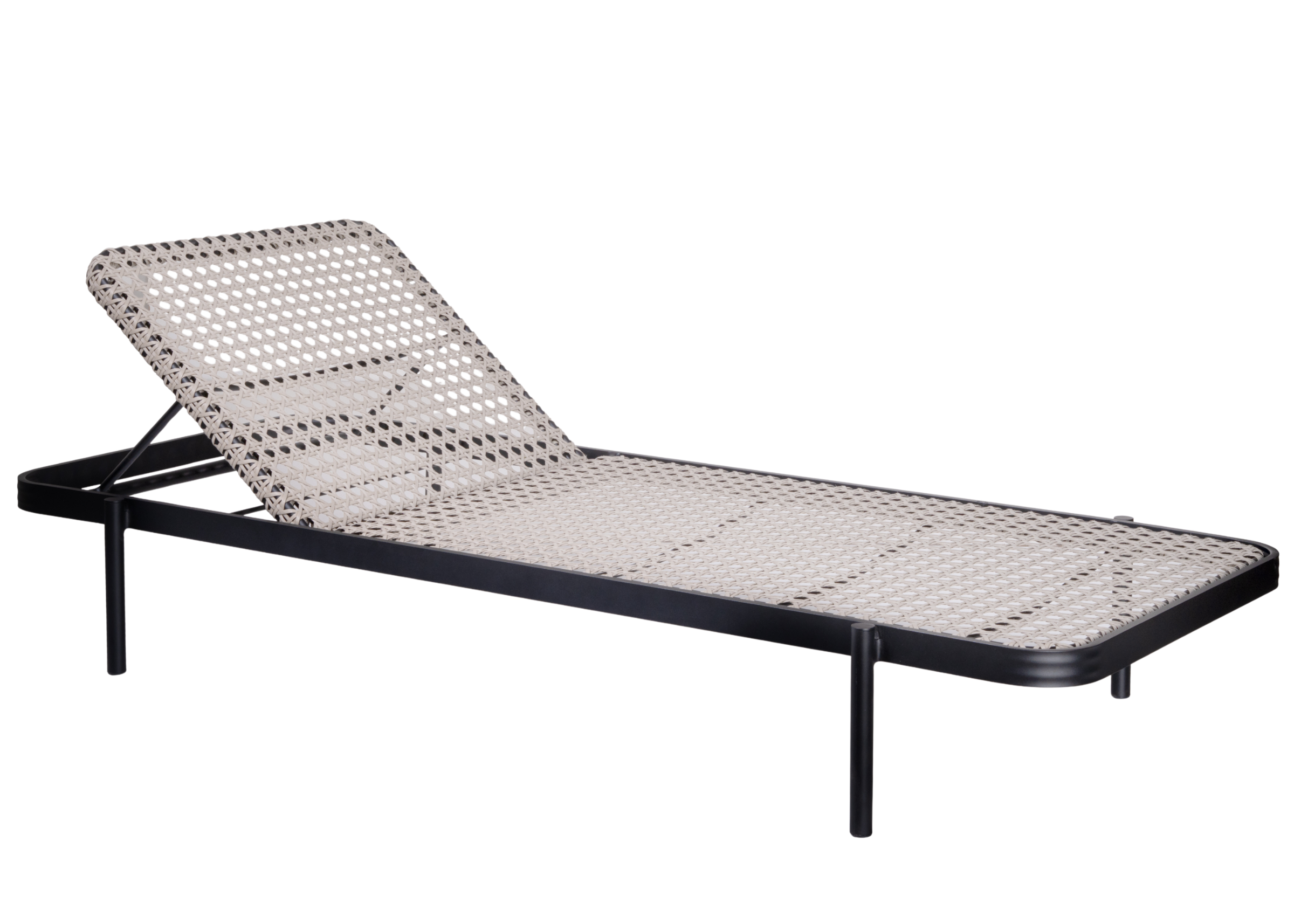 Espreguiçadeira Suri com estrutura em alumínio preto e trama em fibra bege, design moderno para áreas externas elegantes.