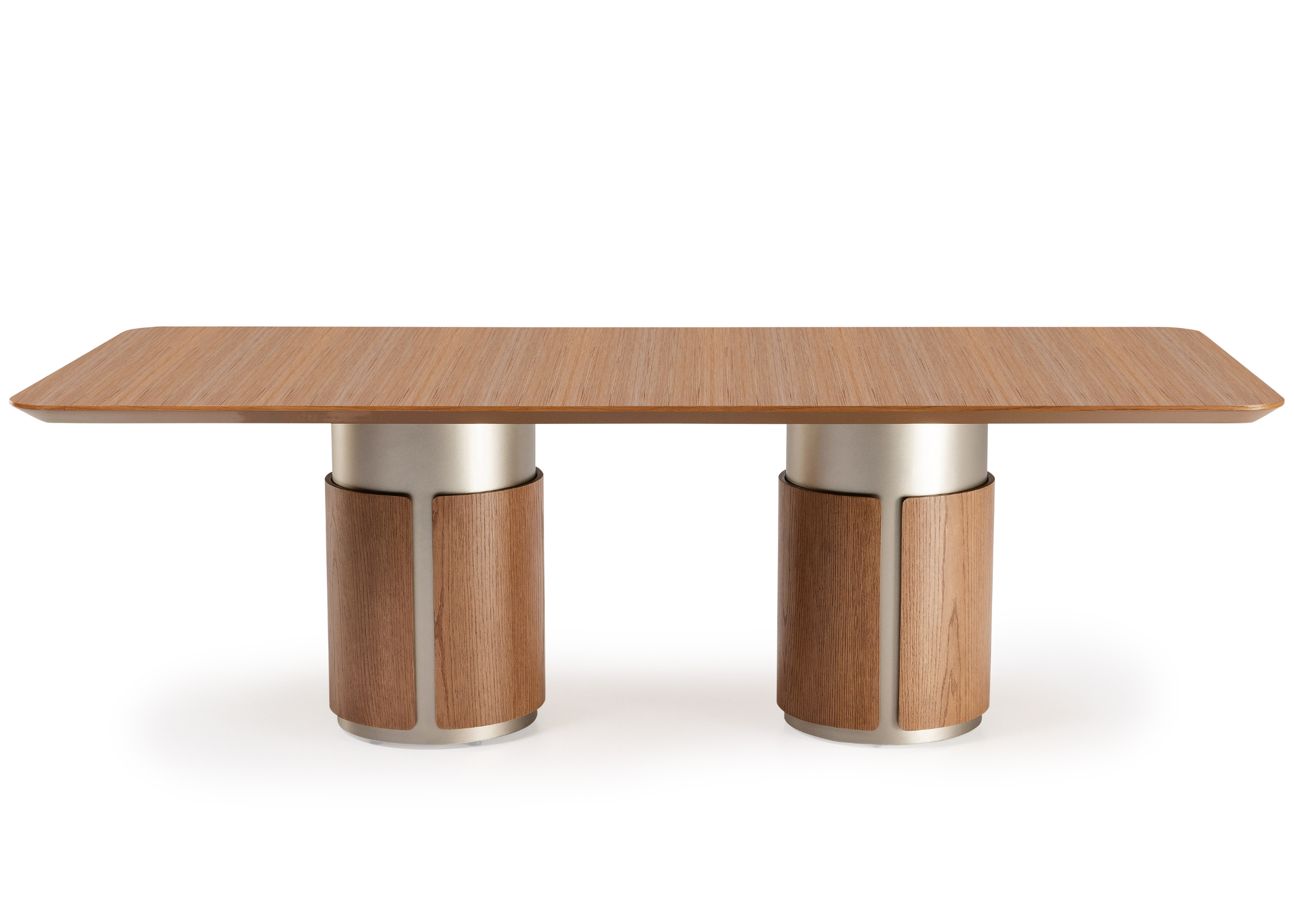 Mesa de Jantar Cylen em madeira natural com cantos arredondados e base robusta laqueada para salas elegantes.