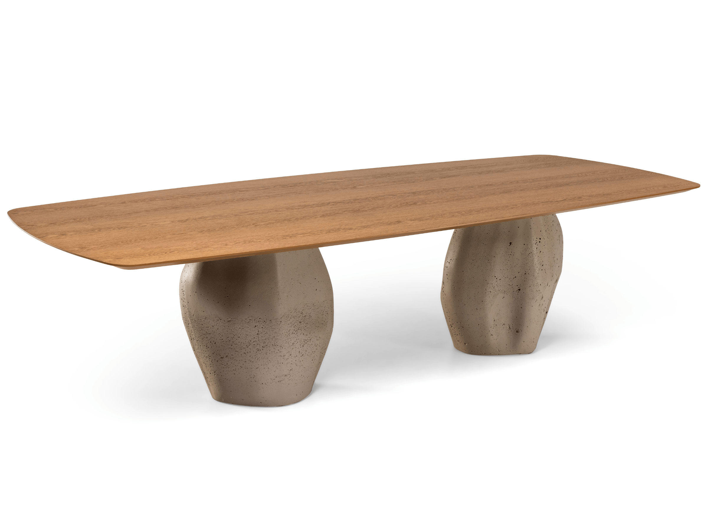 Mesa de Jantar Margot com tampo em lâmina de madeira e base em concreto.