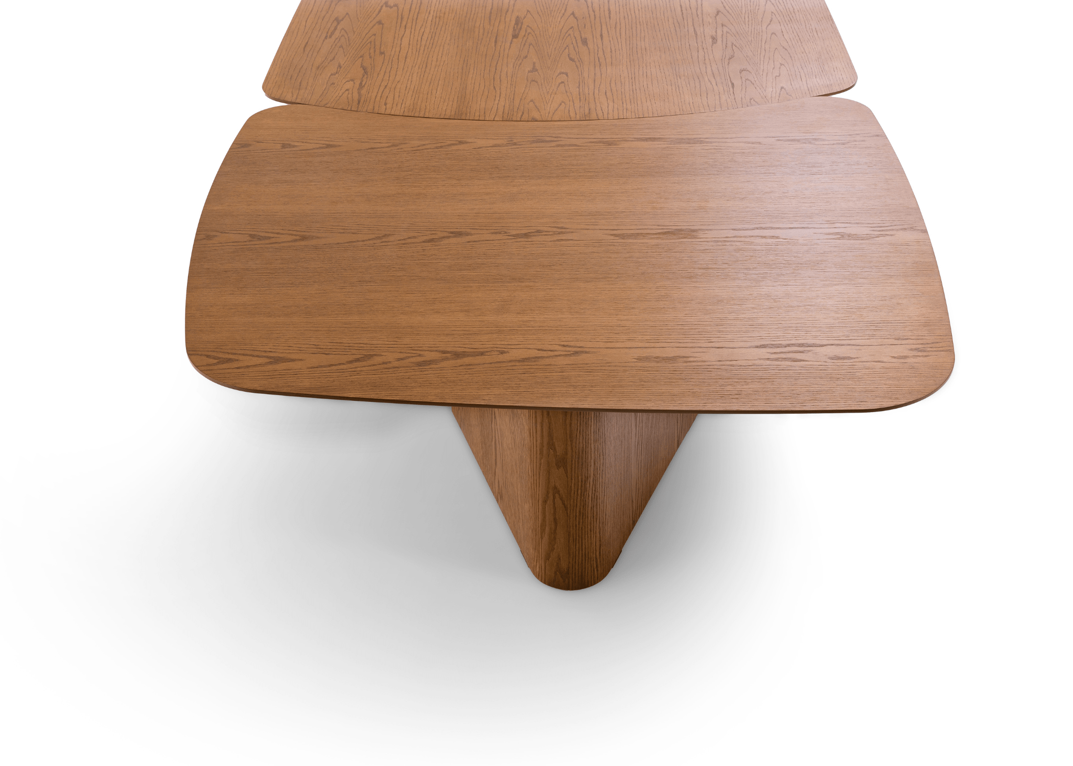 Mesa de jantar Peter com design elegante e lâmina de madeira