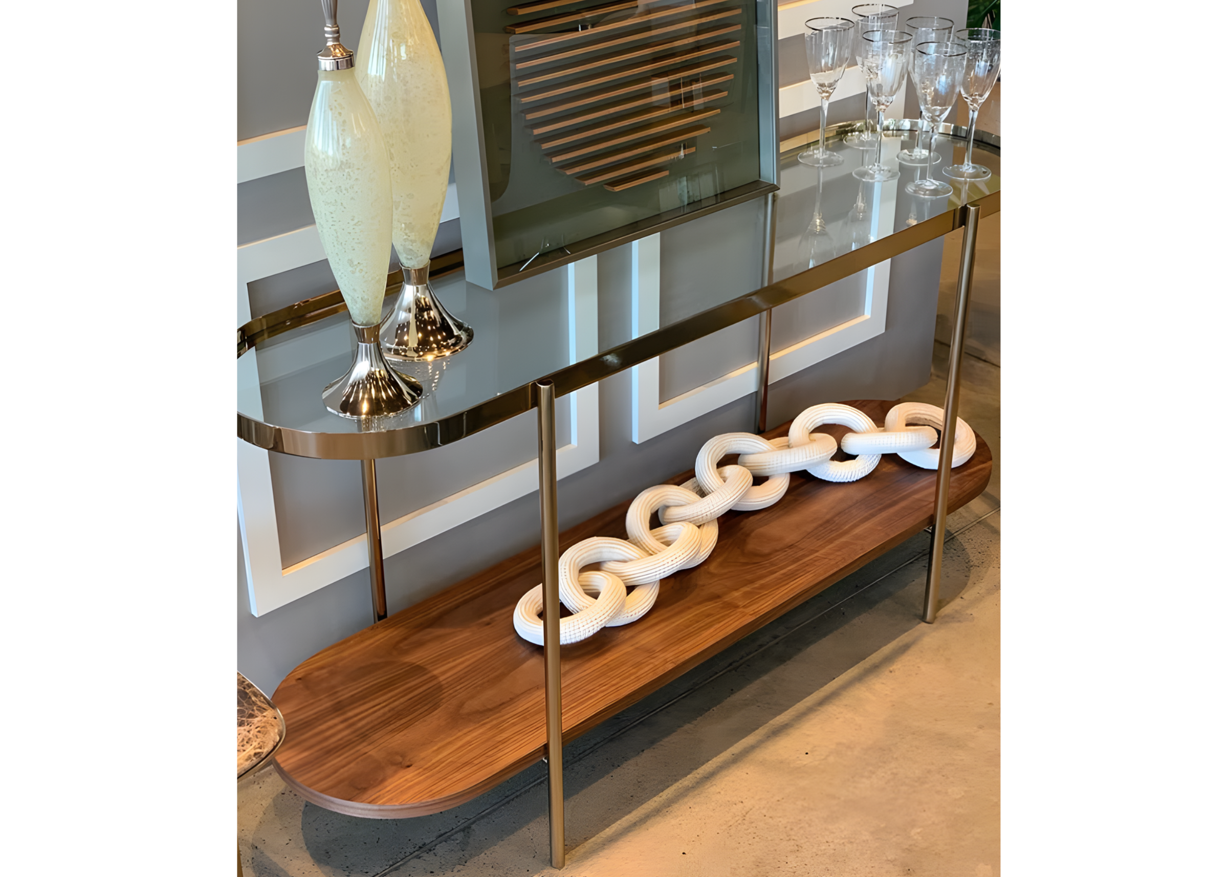 Aparador Calla com tampo de vidro transparente, perfeito para compor uma decoração elegante e contemporânea.