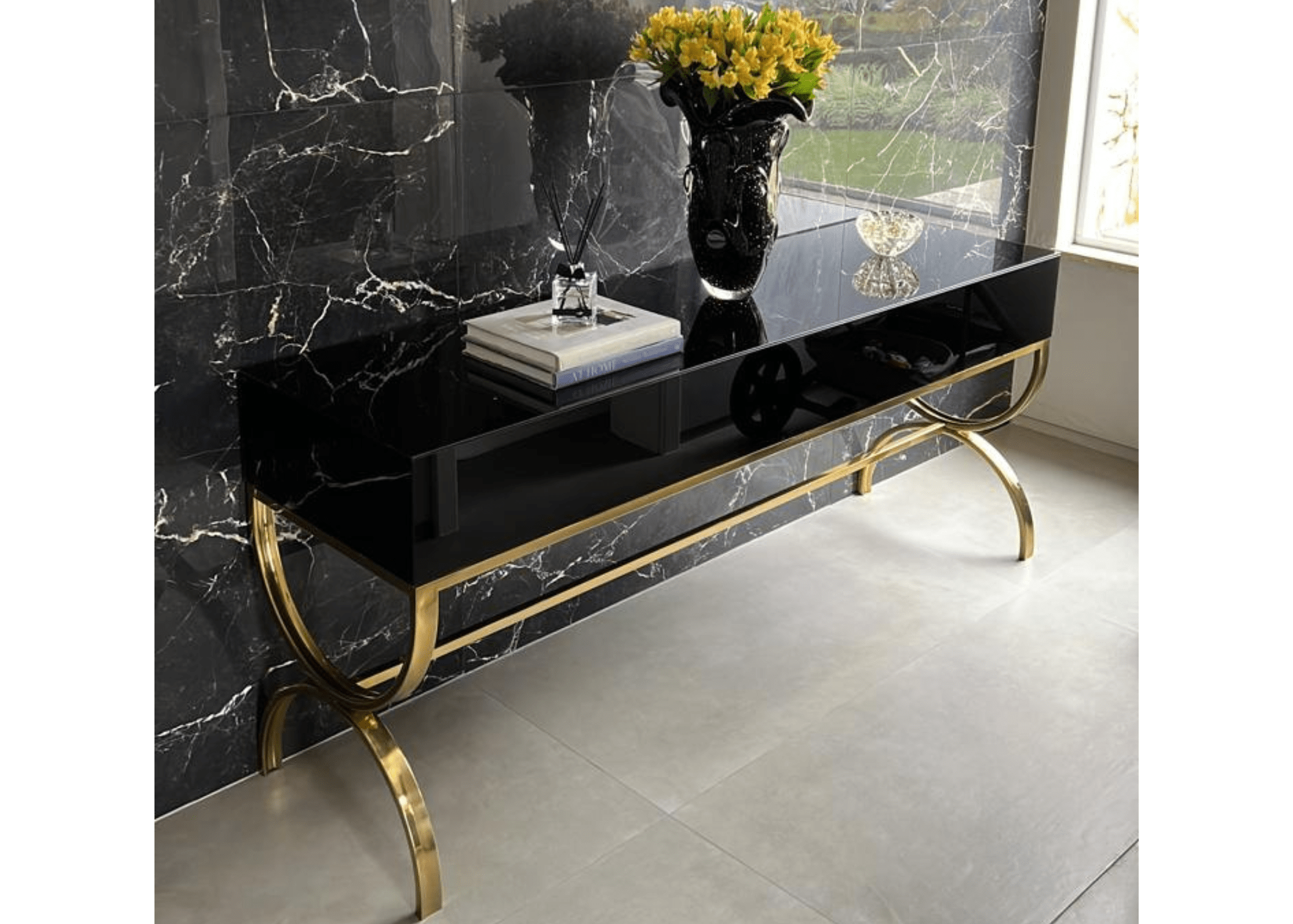 Aparador Dourado: Luxo e sofisticação em um móvel deslumbrante.