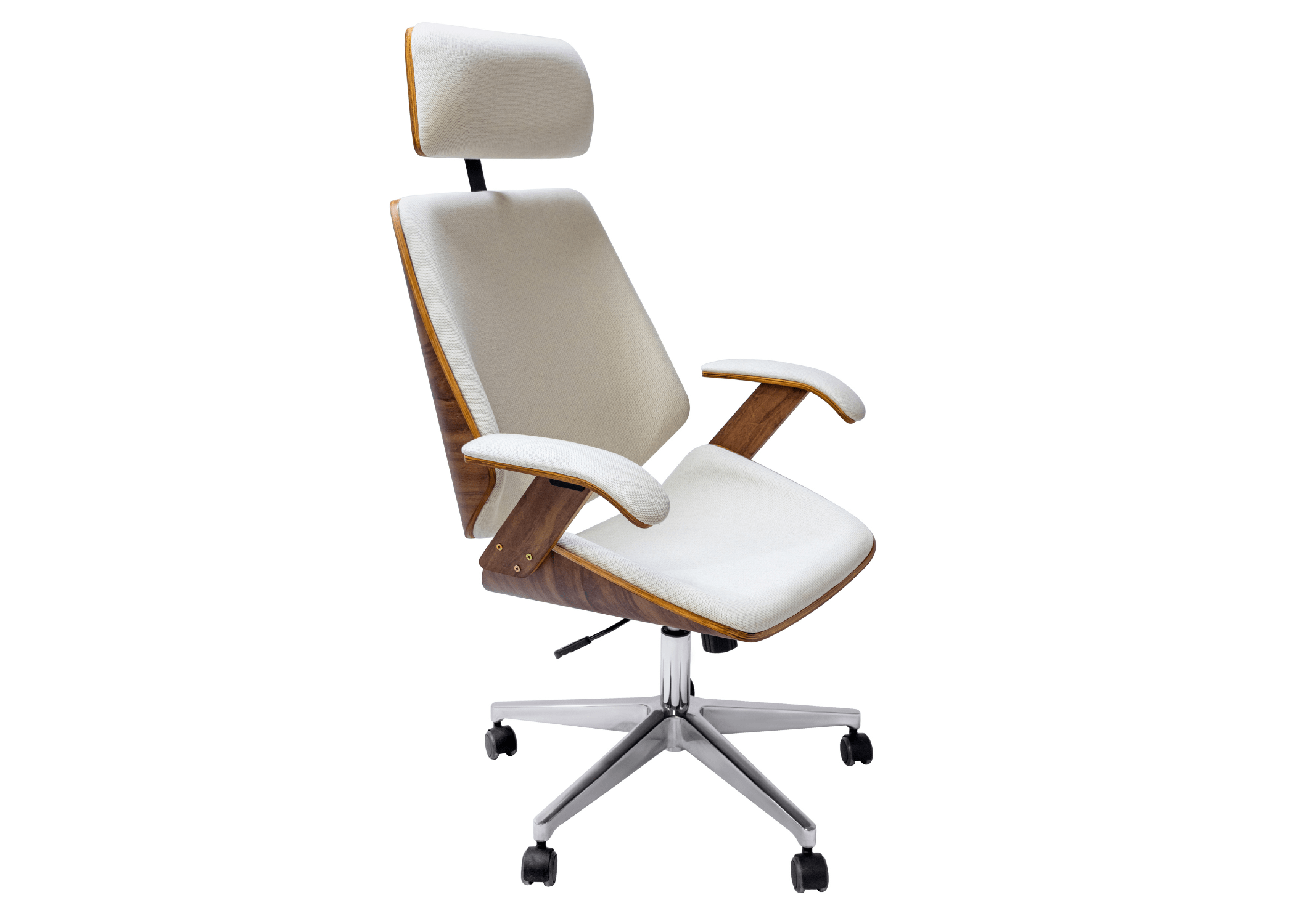 Detalhes refinados: Cadeira Presidente Jocasta com acabamento laminado e estrutura em alumínio polido.