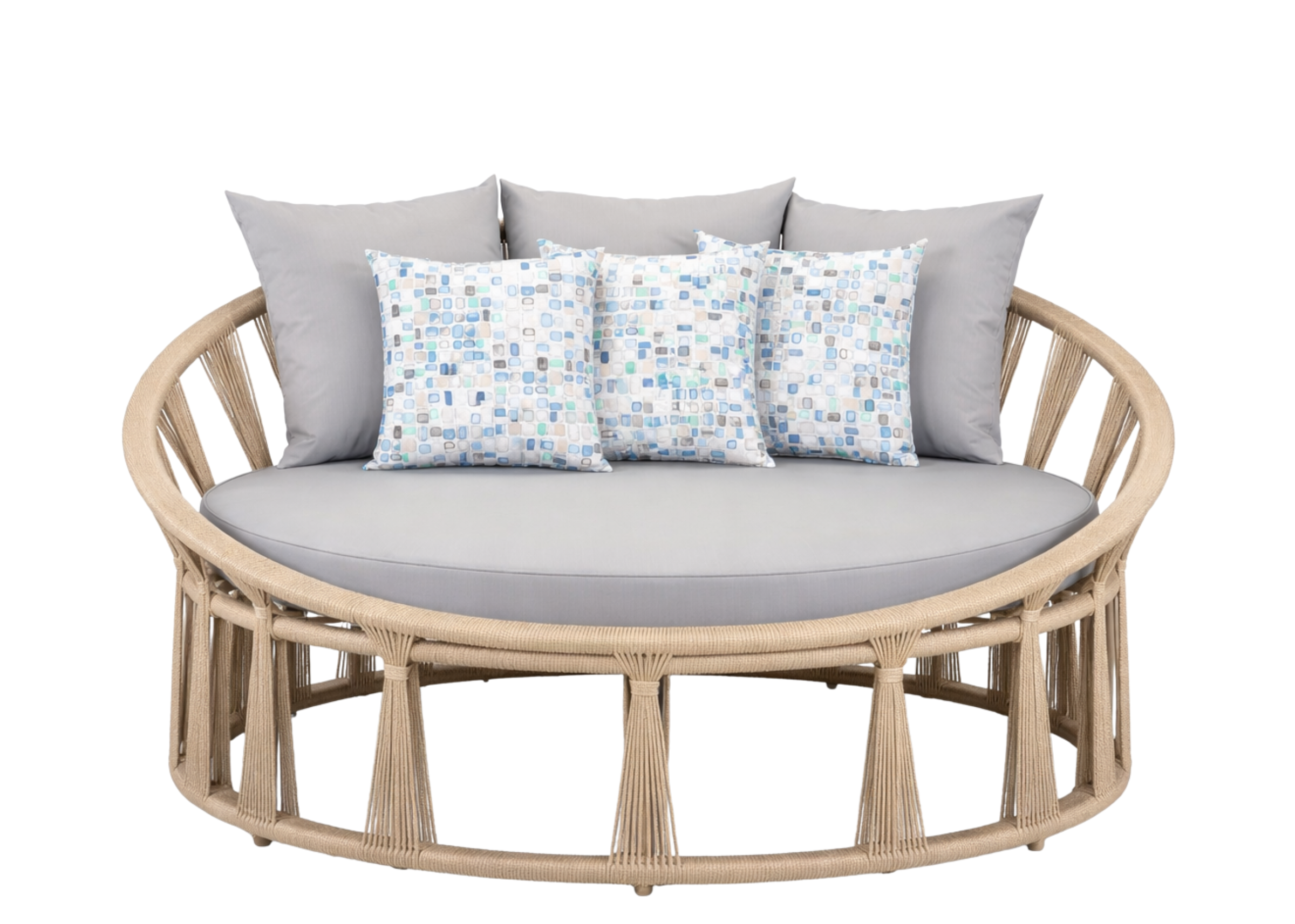 Chaise Emília para área externa com corda náutica e revestimento impermeável. Móvel para uso externo.