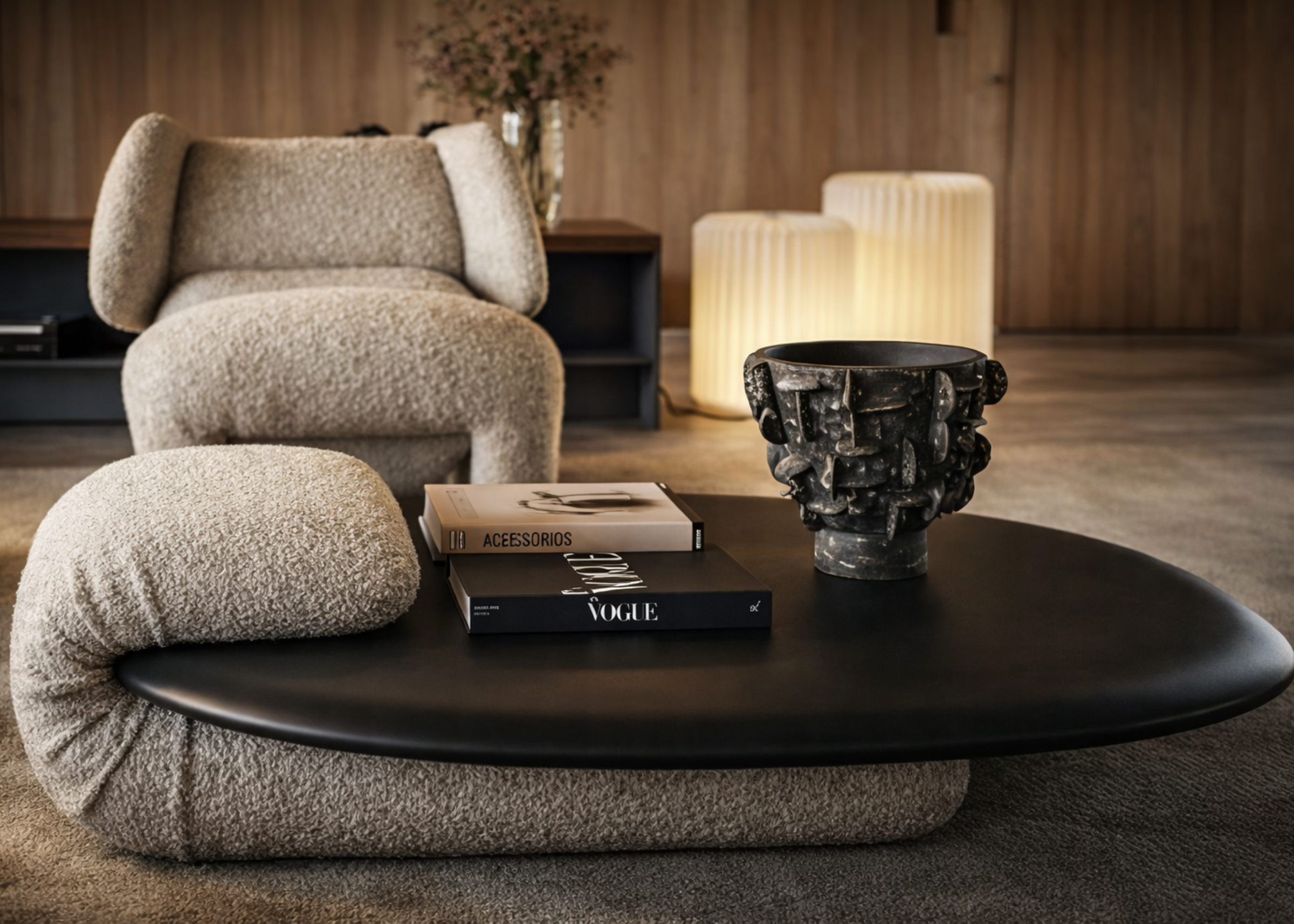 Mesa de centro Nautilus em ambiente elegante e moderno, com base robusta e design sofisticado, ideal para salas de estar contemporâneas.
