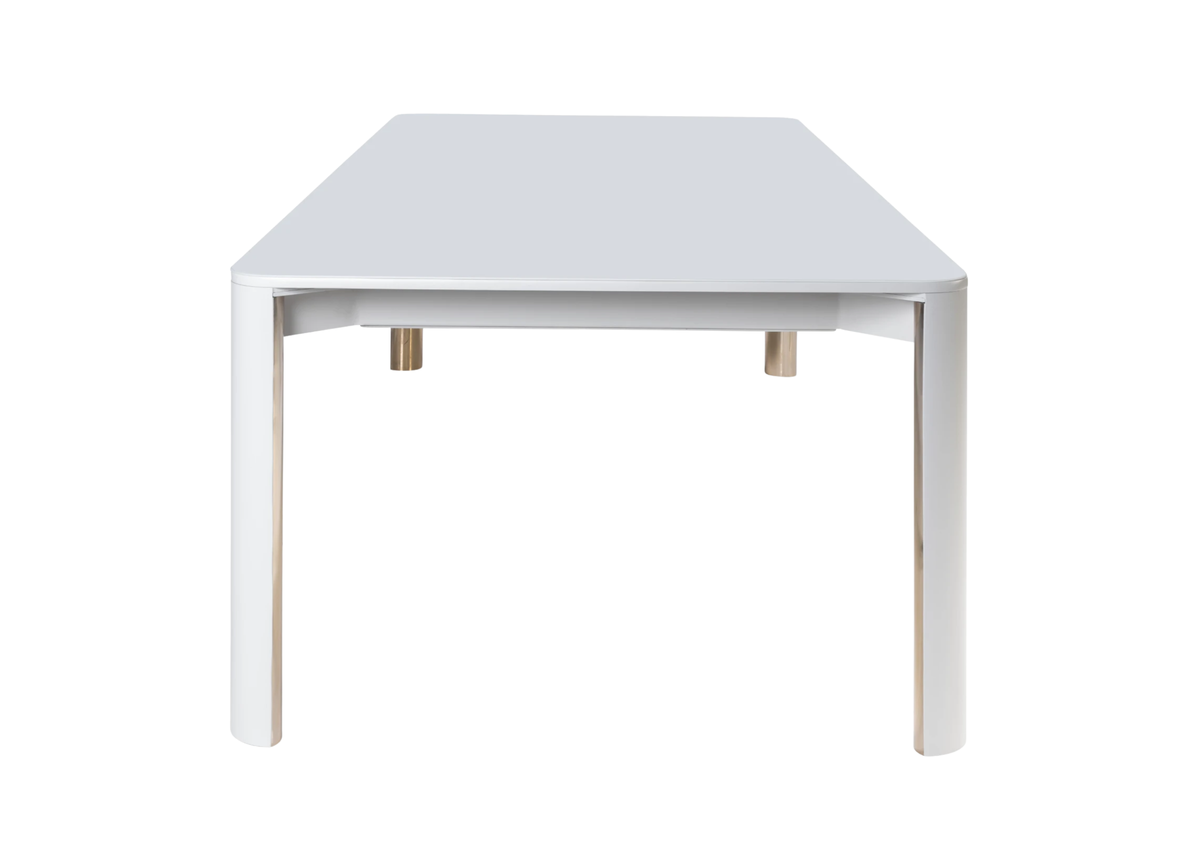 Mesa de jantar Channel branca e belíssima, apresentando design elegante e sofisticado, ideal para compor ambientes modernos e refinados.