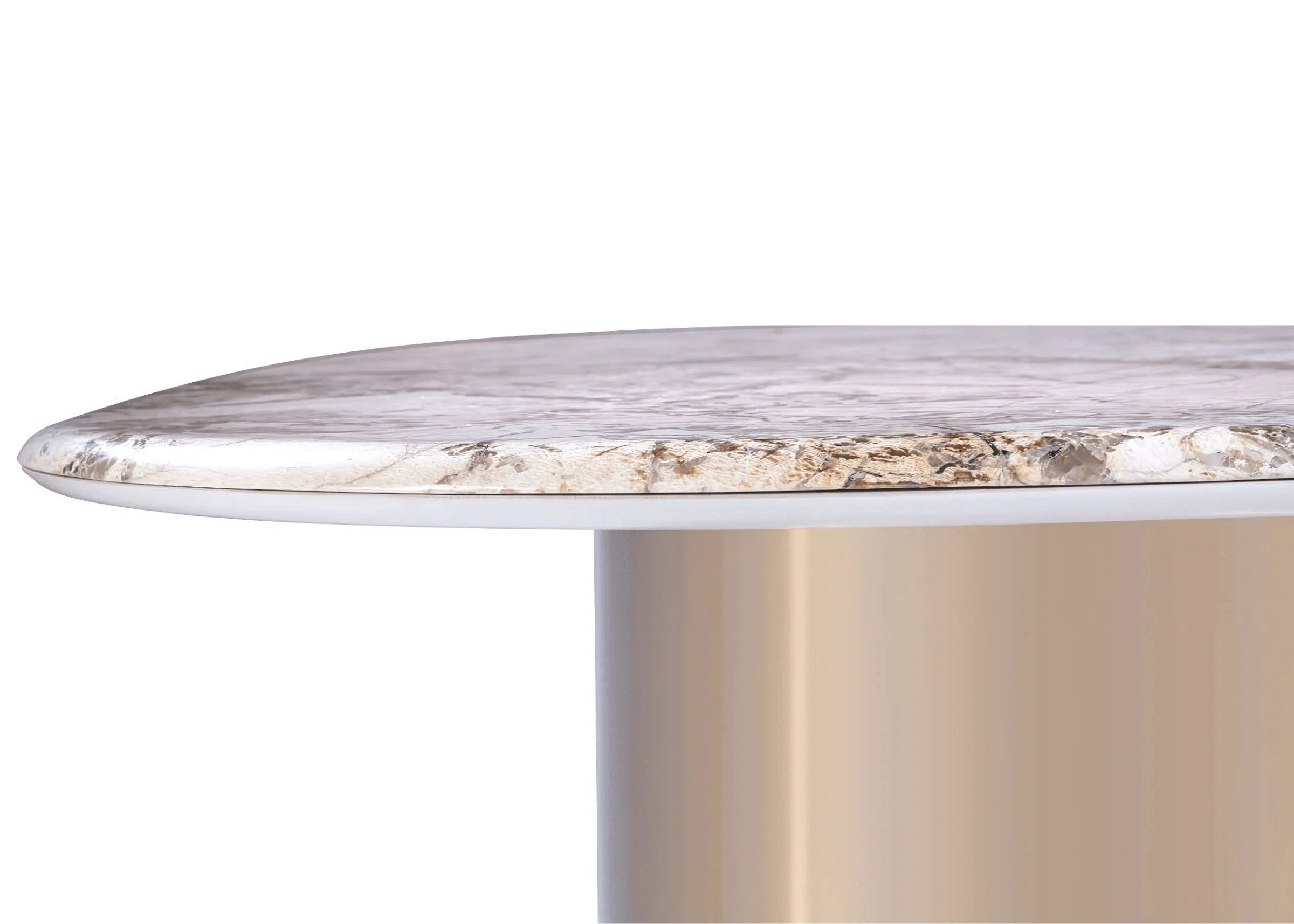 Mesa de jantar Majestosa com detalhes marcantes e tampo em mármore, perfeita para compor ambientes elegantes e cheios de sofisticação.