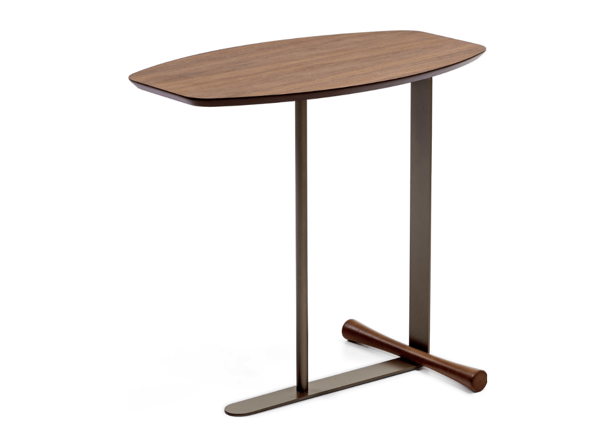 Mesa lateral Sina com estrutura em aço carbono, design contemporâneo e minimalista, ideal para ambientes modernos e industriais.