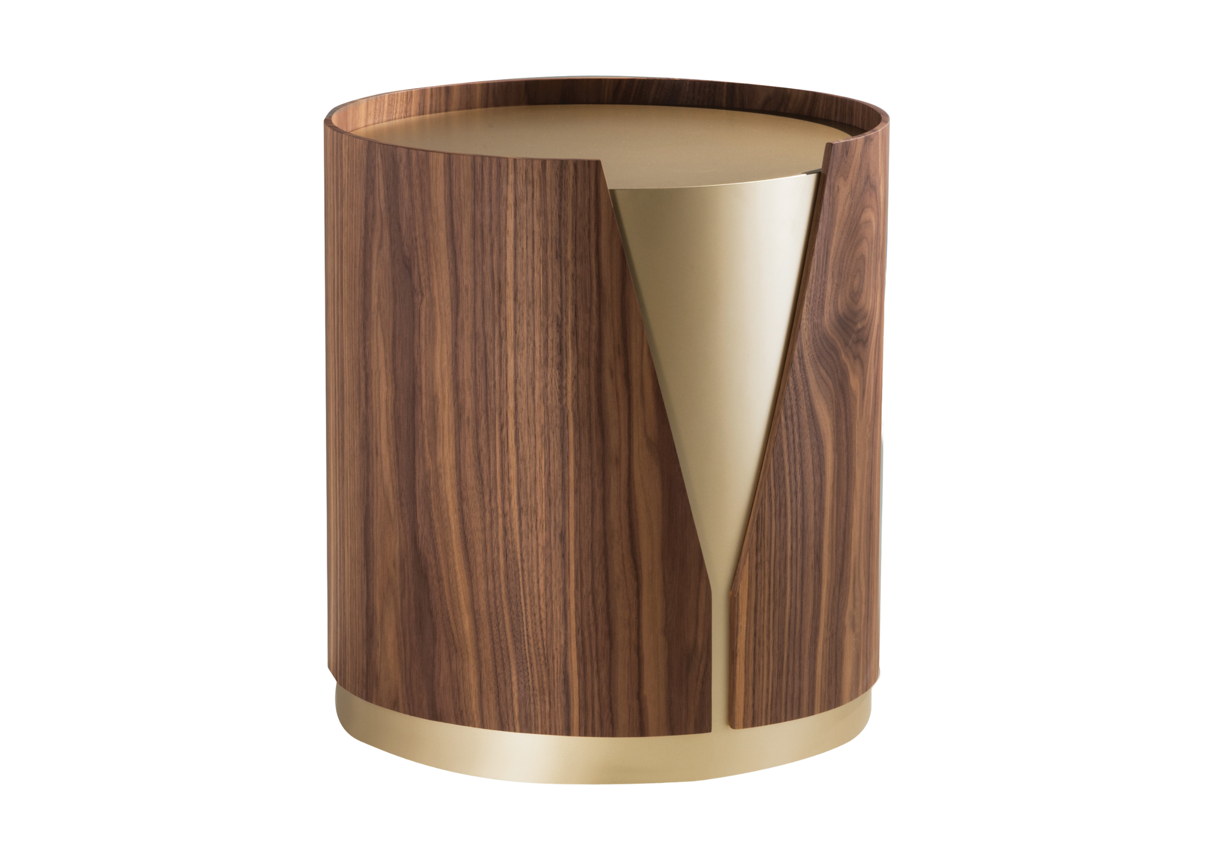 Mesa lateral modelo Lunetta com tampo redondo em carvalho e detalhe metalizado na cor gold. Design luxuoso e contemporâneo, ideal para composições elegantes, apresentada sobre fundo neutro.
