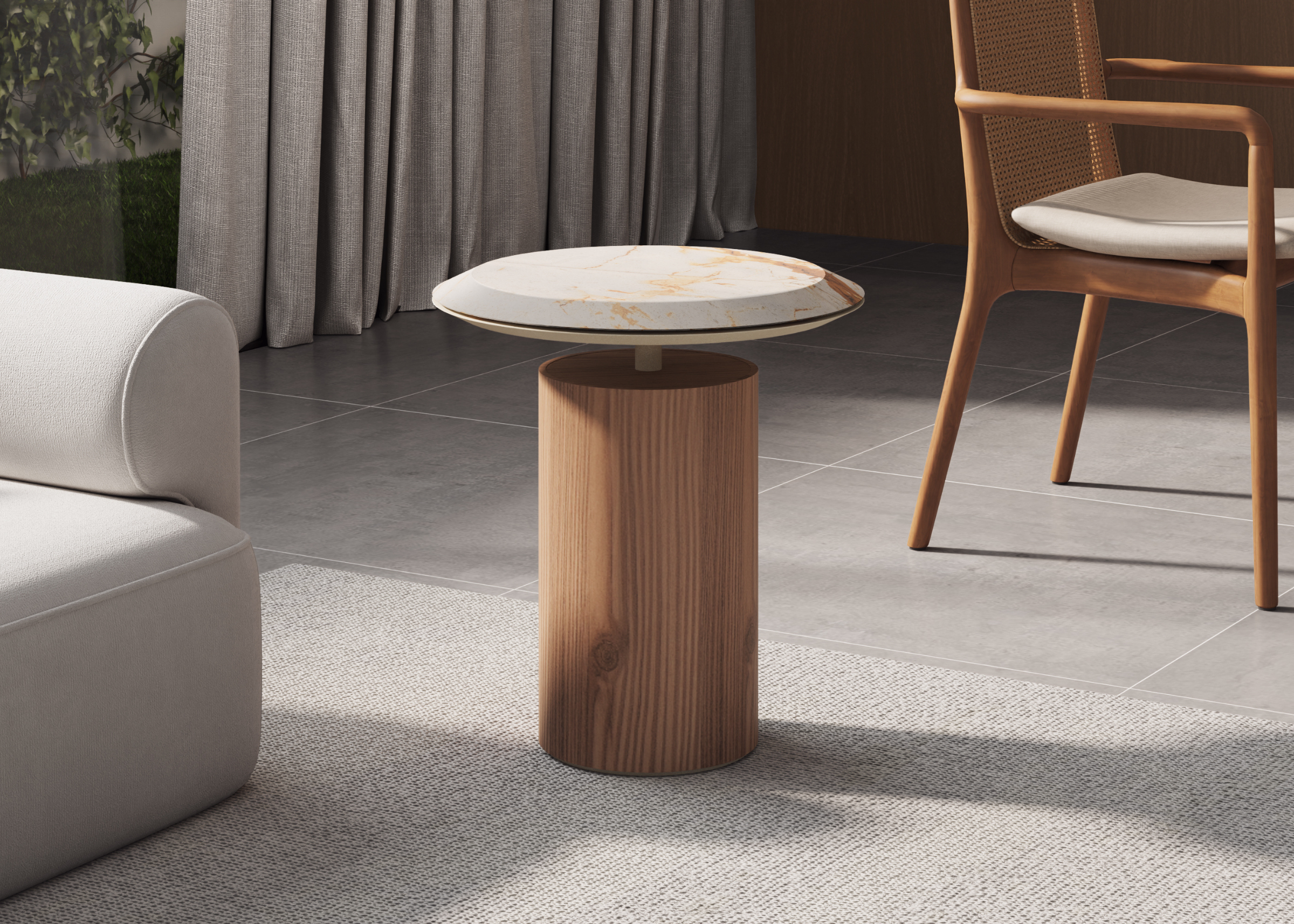 Mesa lateral modelo Stella com tampo redondo em mármore e base em madeira Sabi. Peça refinada e contemporânea, ideal para ambientes elegantes, apresentada sobre fundo neutro.