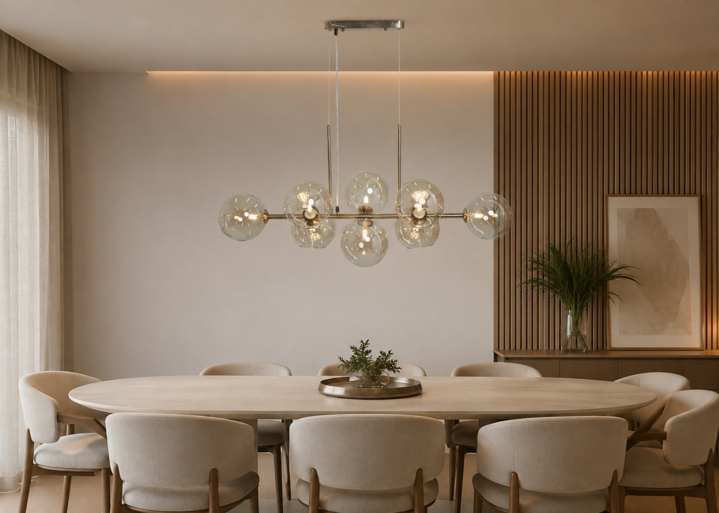 Pendente 5035 com design moderno, estrutura em metal ouro velho e vidro âmbar, proporcionando iluminação elegante para diversos ambientes.