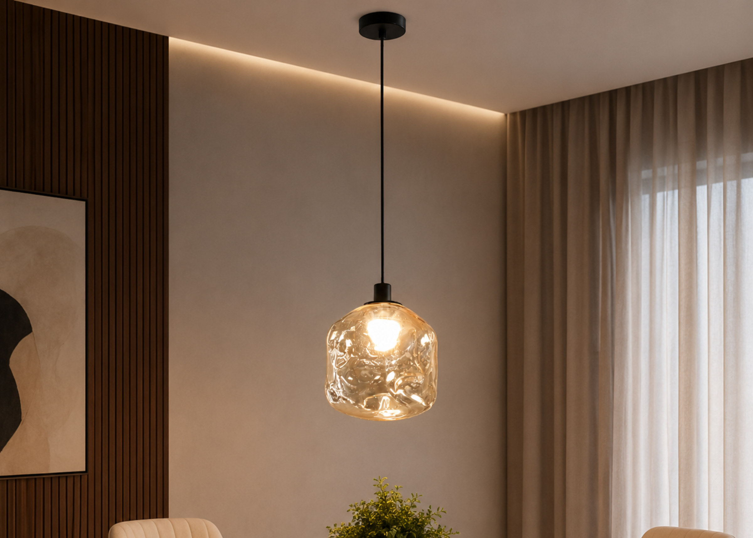 Pendente 5157 com design moderno, estrutura em metal preto e vidro âmbar, proporcionando iluminação elegante para diversos ambientes.