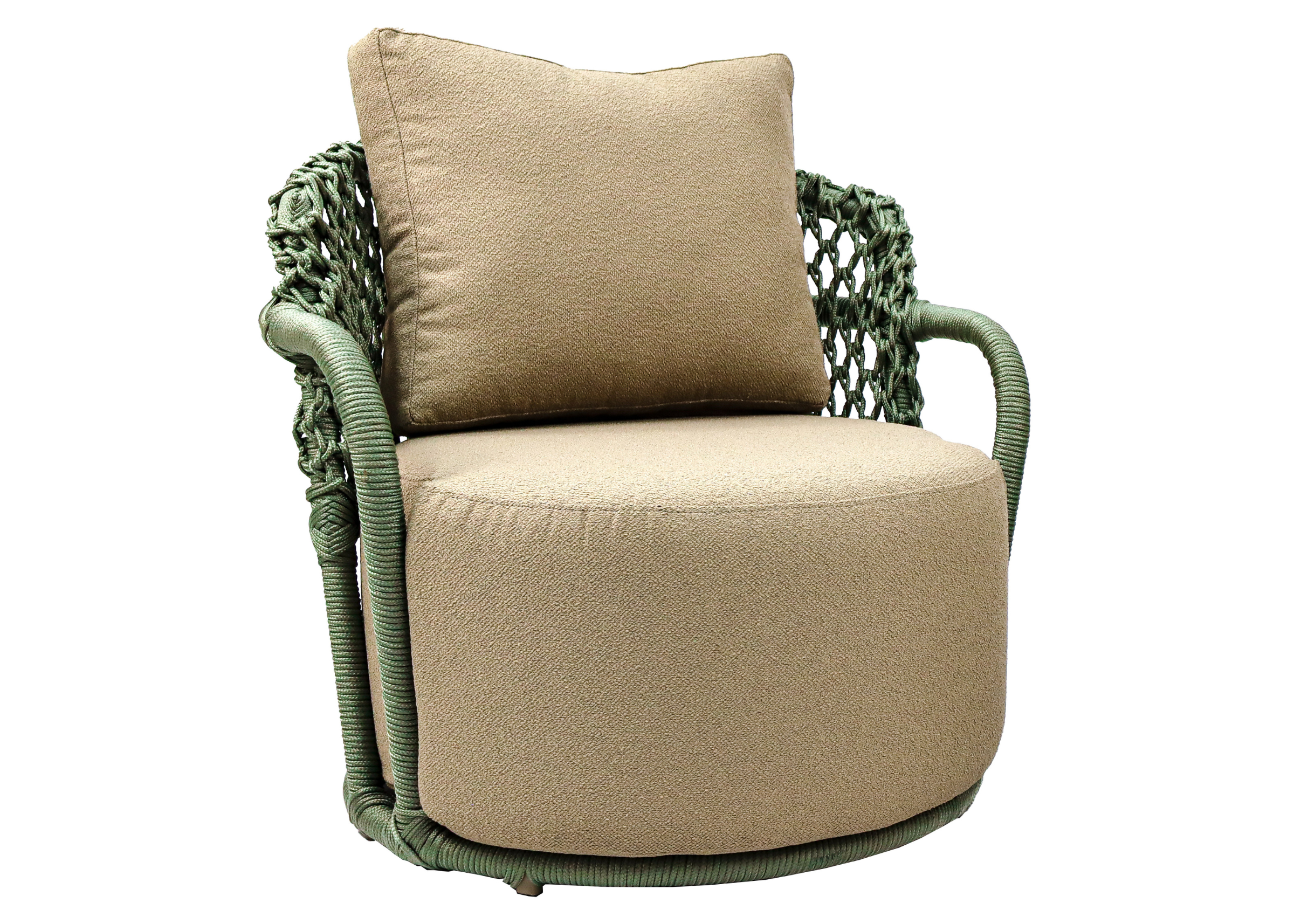 Poltrona Albany para área externa com design moderno, corda náutica e alumínio. Móvel para uso externo.