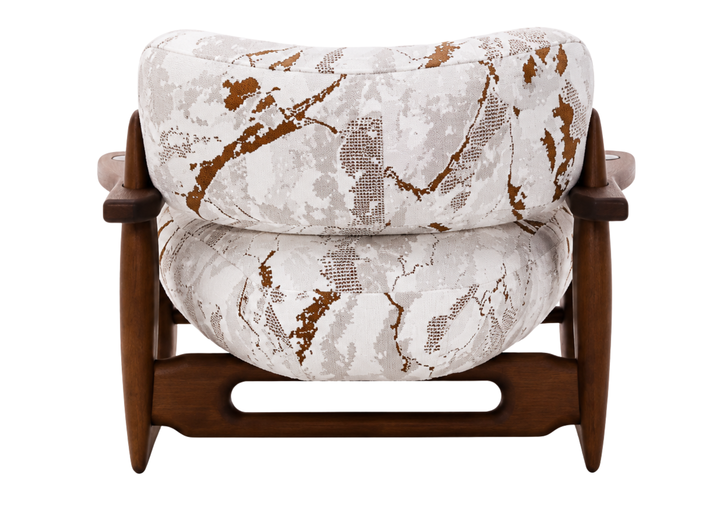 Poltrona Élle com destaque para as costas e detalhes elegantes de alto padrão, apresentando design sofisticado e refinado para ambientes modernos.