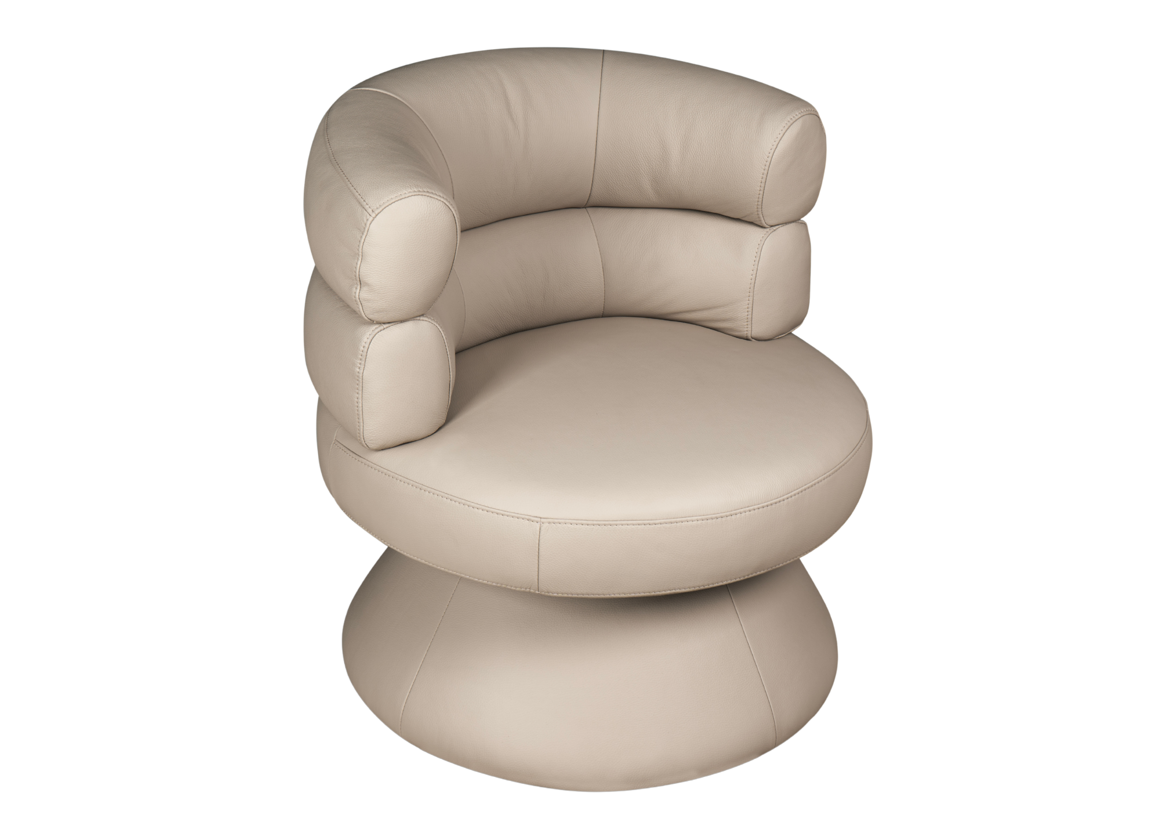 Poltrona giratória em couro natural off-white modelo Piemonte, apresentada em fundo neutro.
