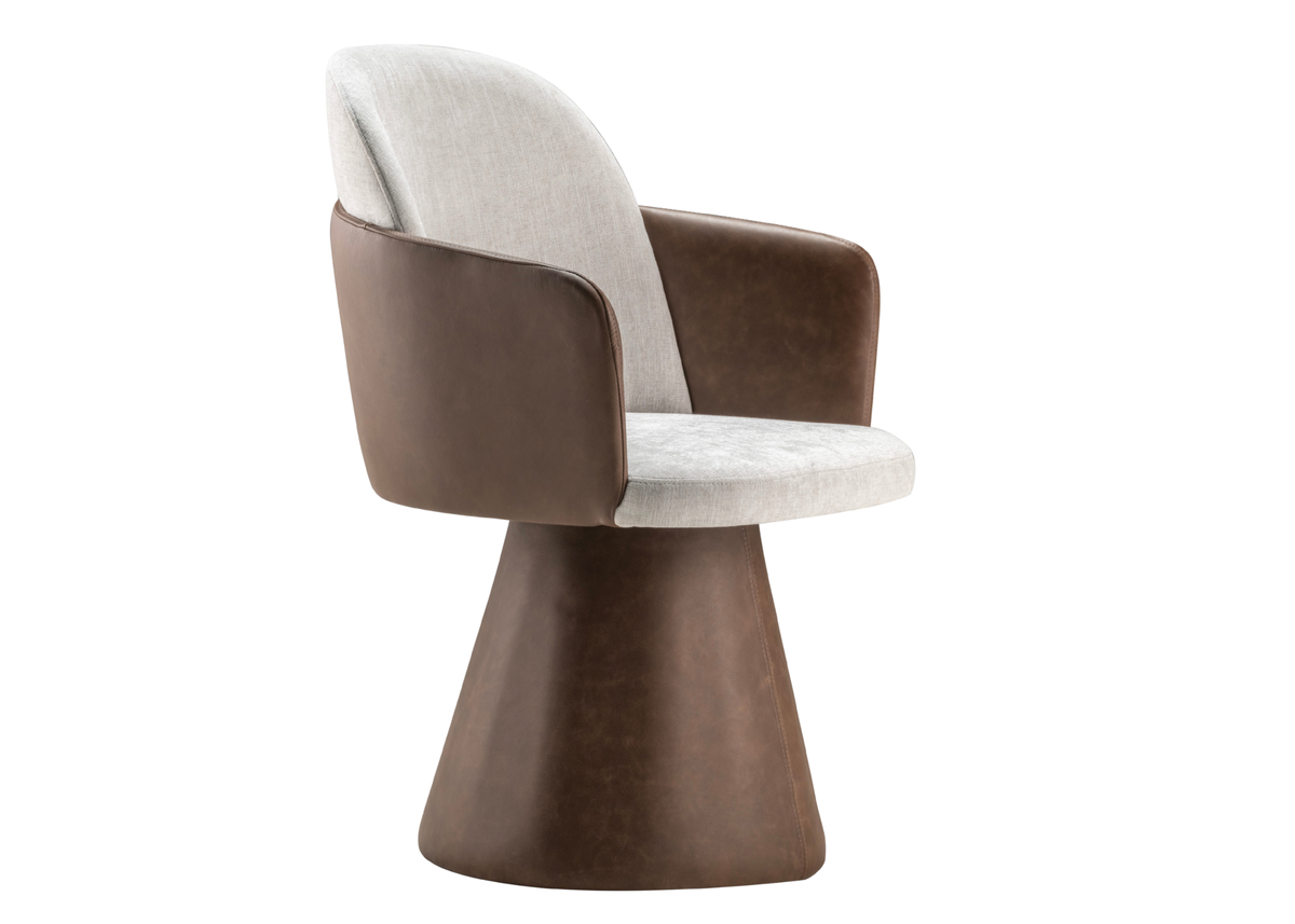 Poltrona giratória Evenn com braço, proporcionando conforto e apresentando design elegante e sofisticado, ideal para compor ambientes modernos e refinados.