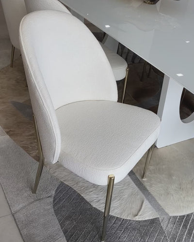 Declaração de estilo: Cadeira Córdova, não apenas uma cadeira, mas uma peça de destaque em qualquer cômodo.